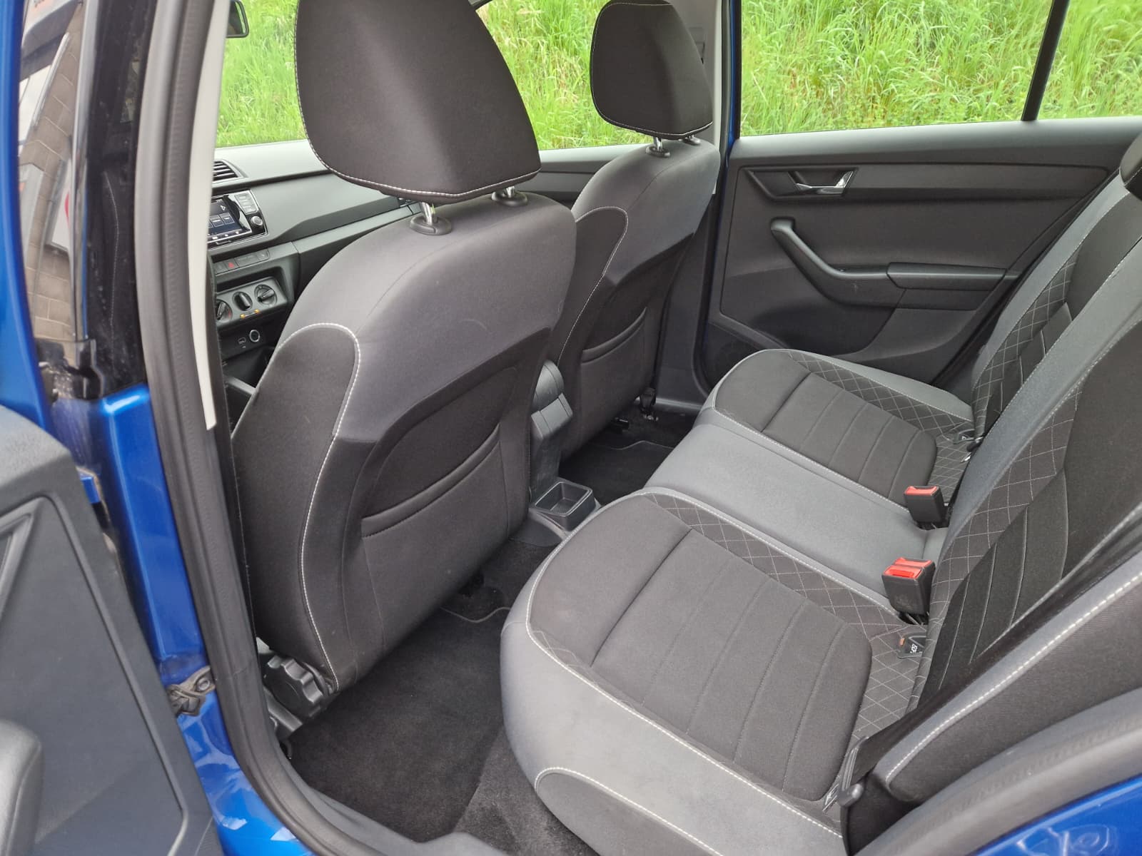 SKODA Fabia Combi 1.0 TSI Ambition DSG-image-7
