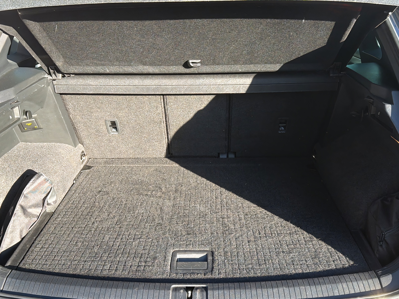 VW Tiguan 2.0TSI Offroad 4M 4Motion DSG-image-18