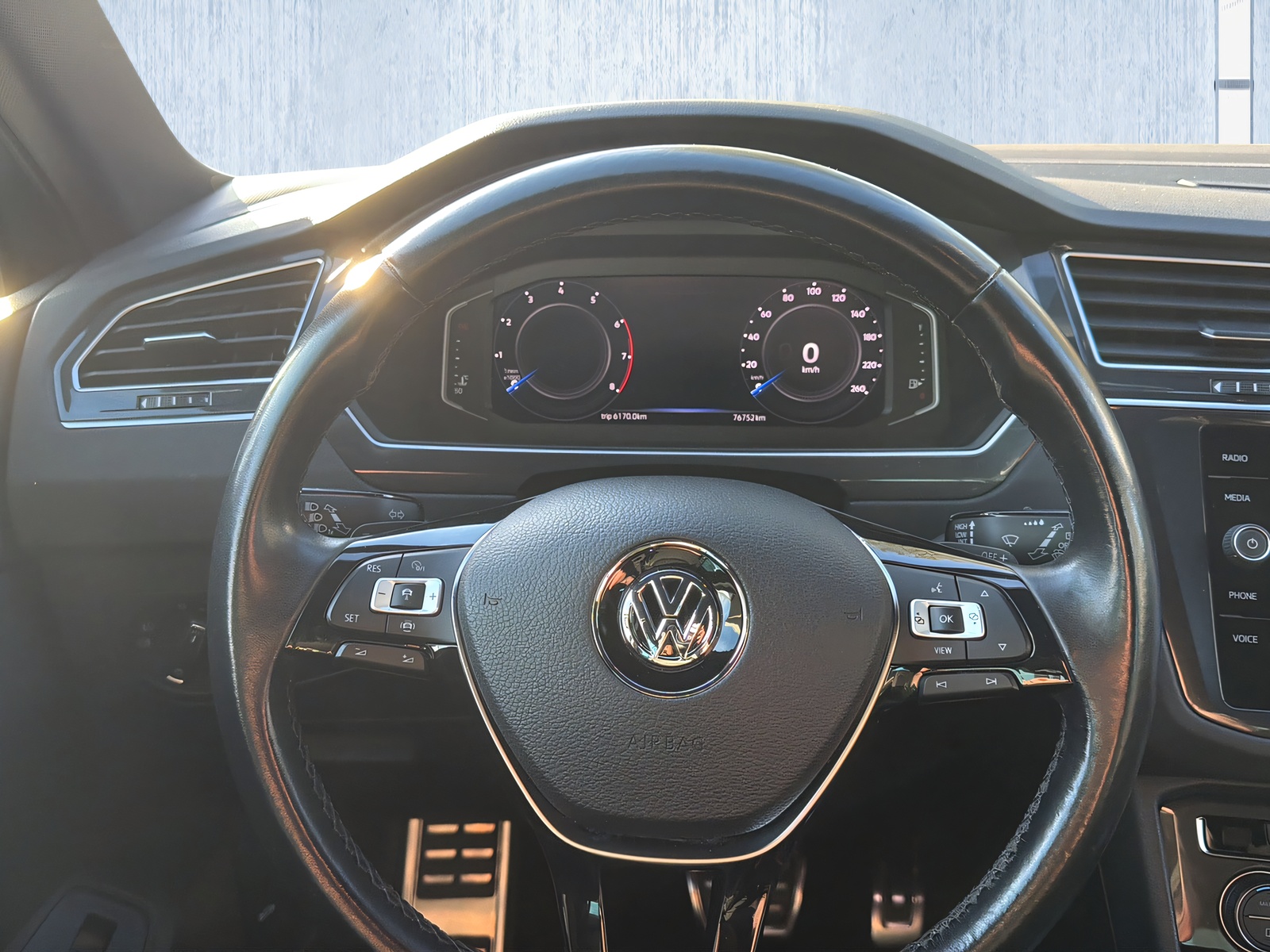 VW Tiguan 2.0TSI Offroad 4M 4Motion DSG-image-12