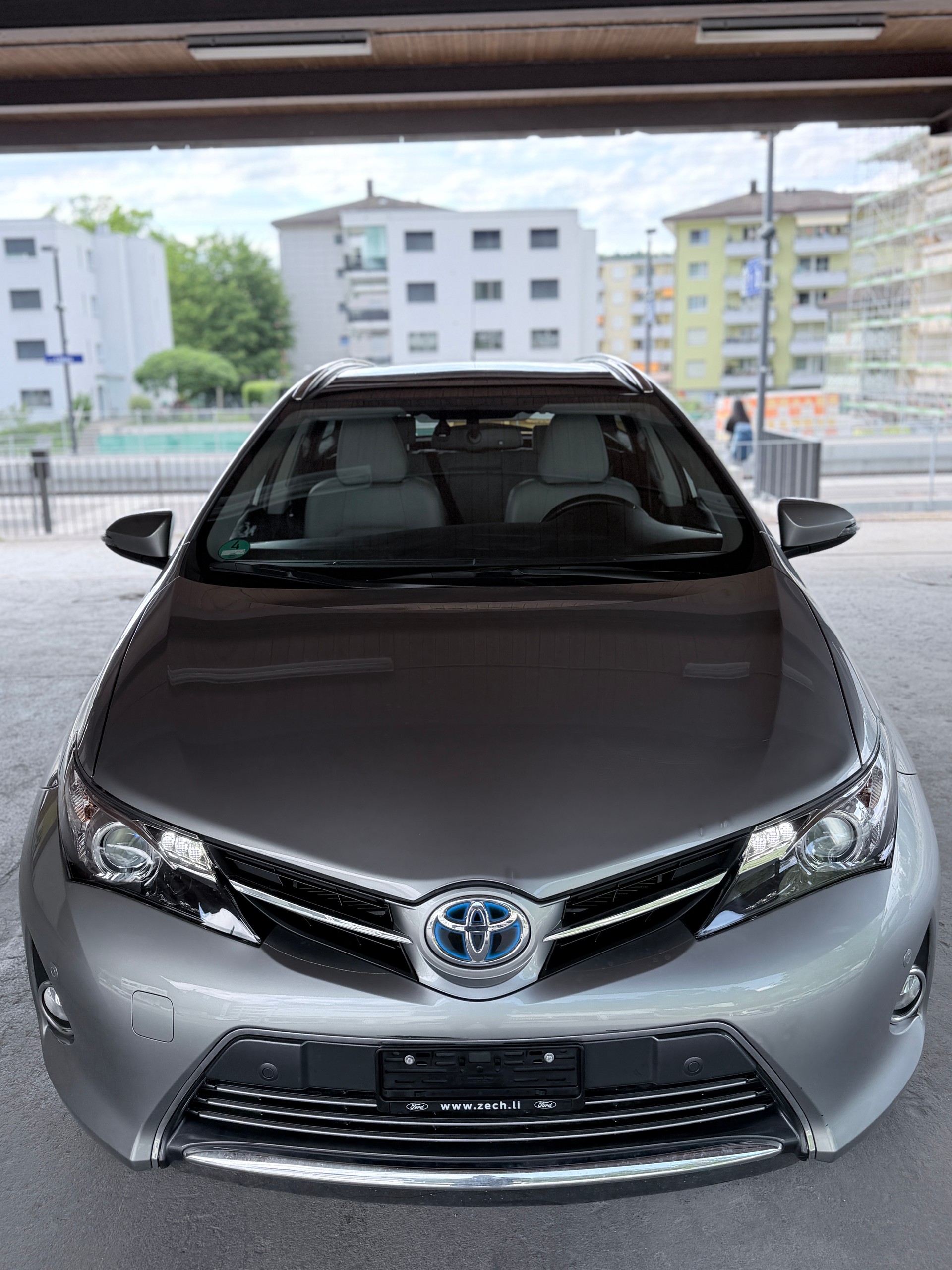 TOYOTA Auris Touring Sports 1.8 16V HSD Linea Luna