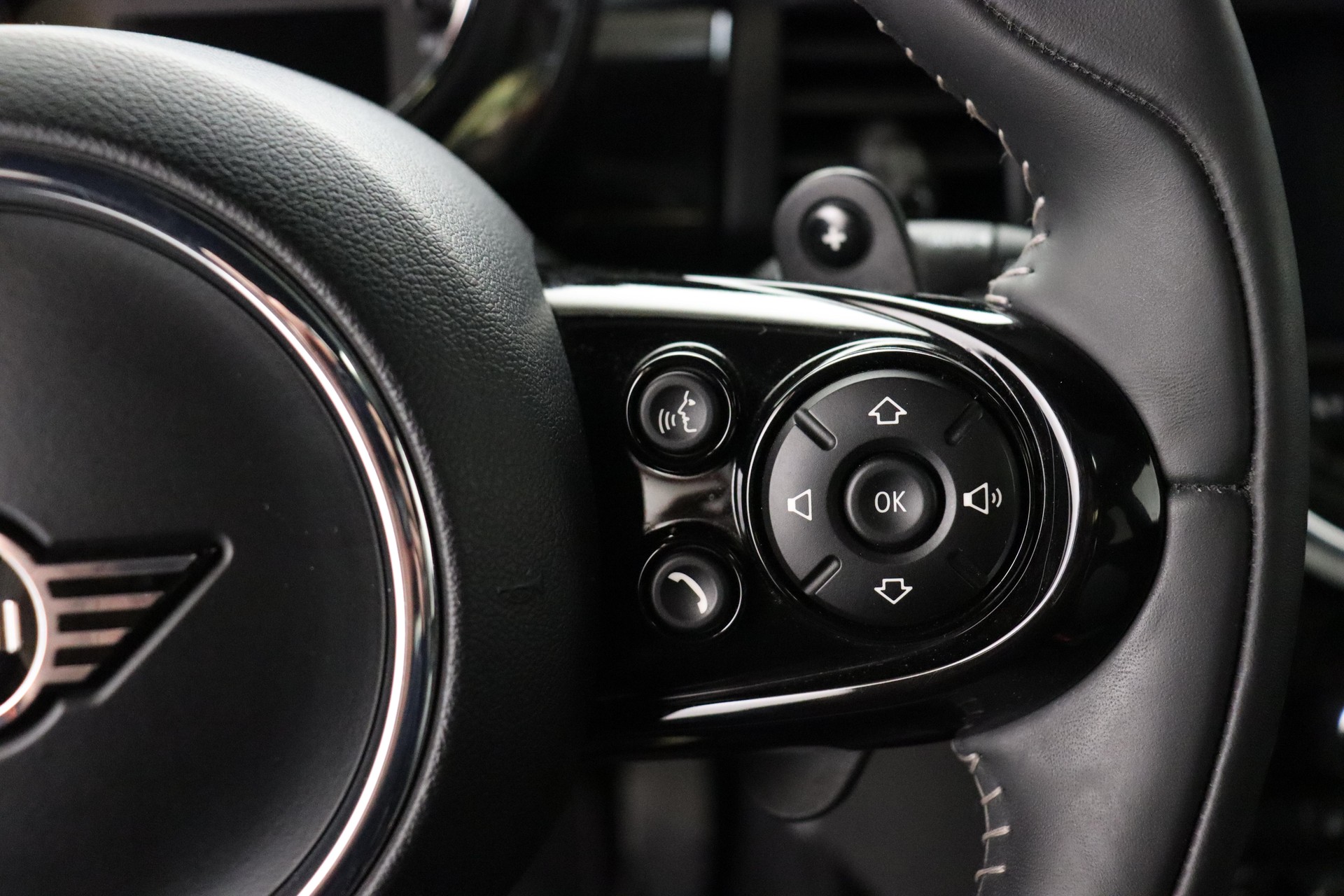 MINI F55 2.0i Cooper S SDKG-image-17