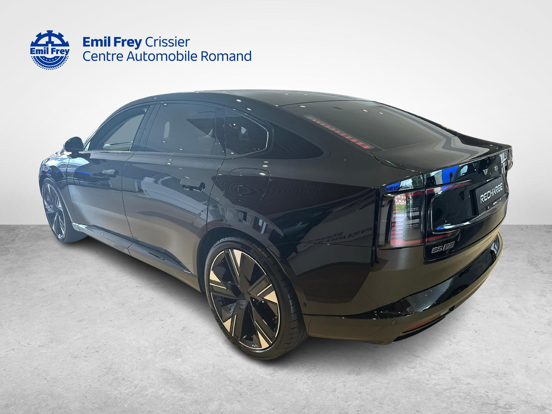 VOLVO ES90 Ultra-image-2