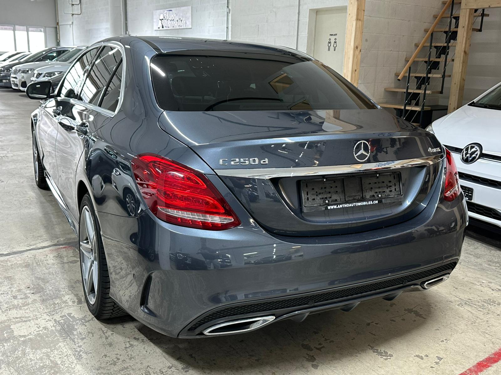 MERCEDES-BENZ C 250 BlueTEC Exclusive 4Matic 9G-Tronic-image-5