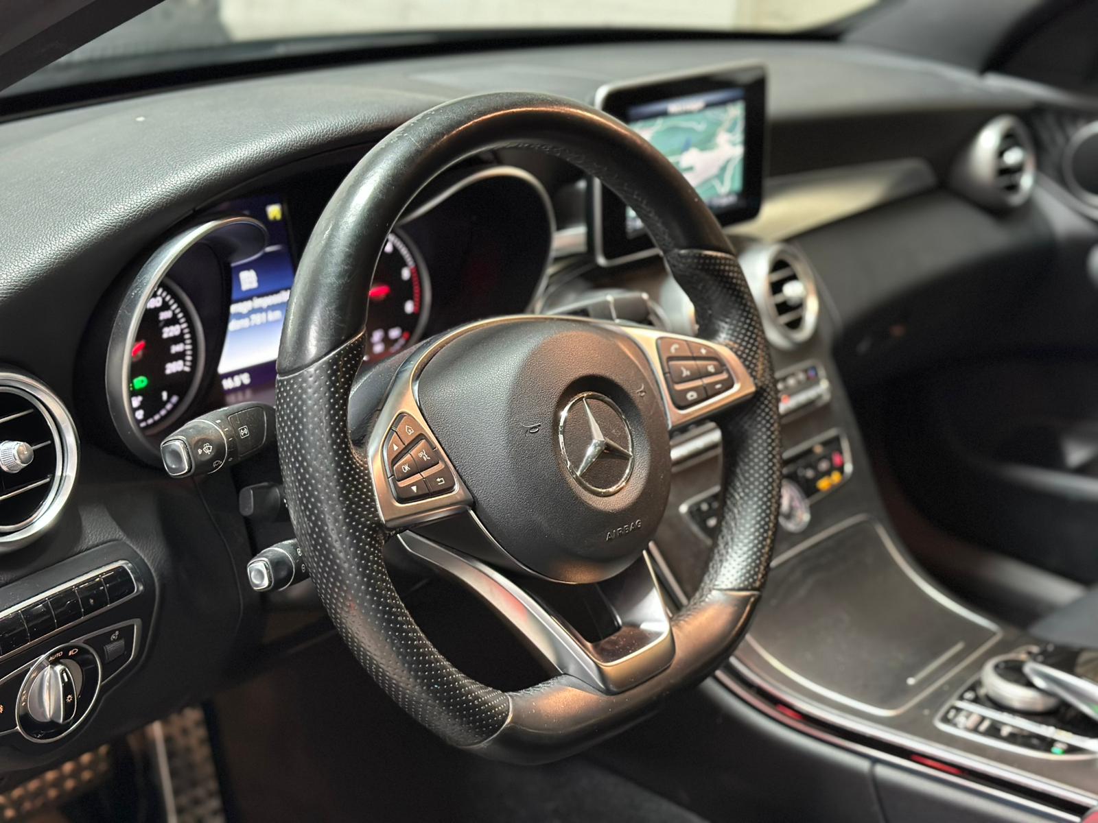 MERCEDES-BENZ C 250 BlueTEC Exclusive 4Matic 9G-Tronic-image-12