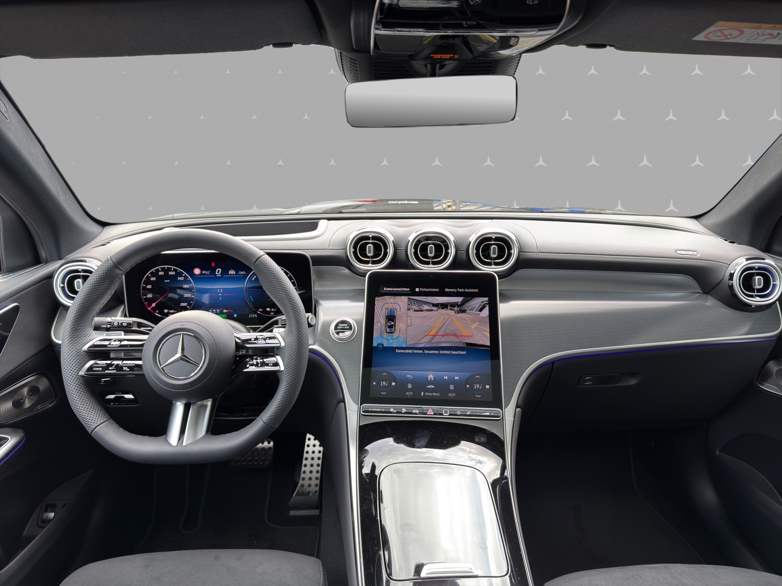 MERCEDES-BENZ GLC 300 e 4Matic EQ Star 9G-Tronic-image-10