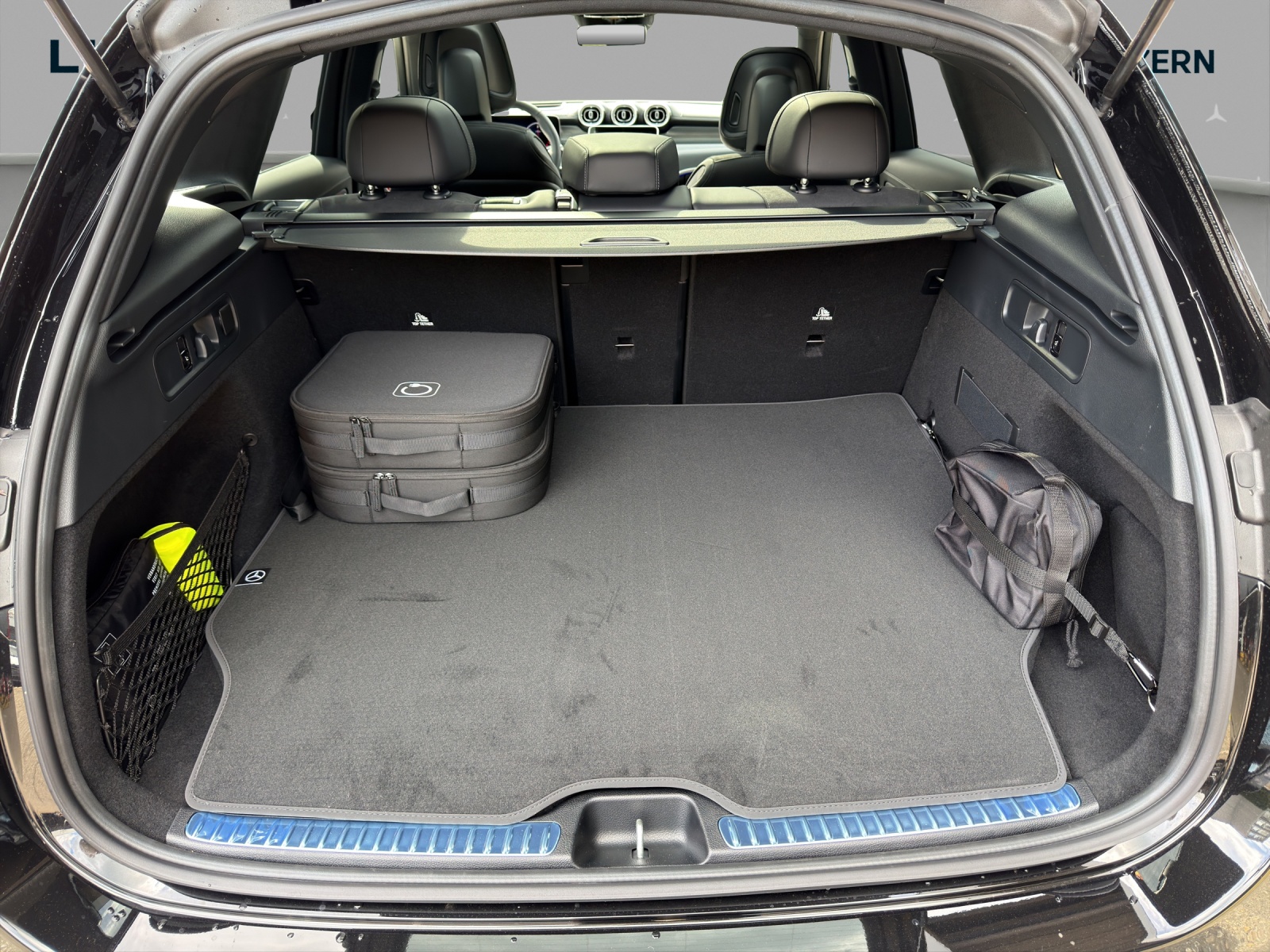 MERCEDES-BENZ GLC 300 e 4Matic EQ Star 9G-Tronic-image-14