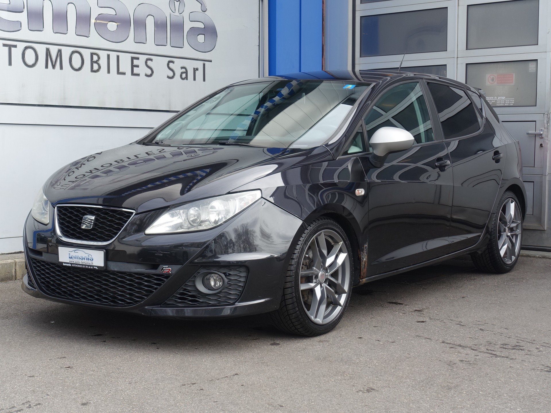 SEAT Ibiza SC 1.4 TSI FR DSG-image-1