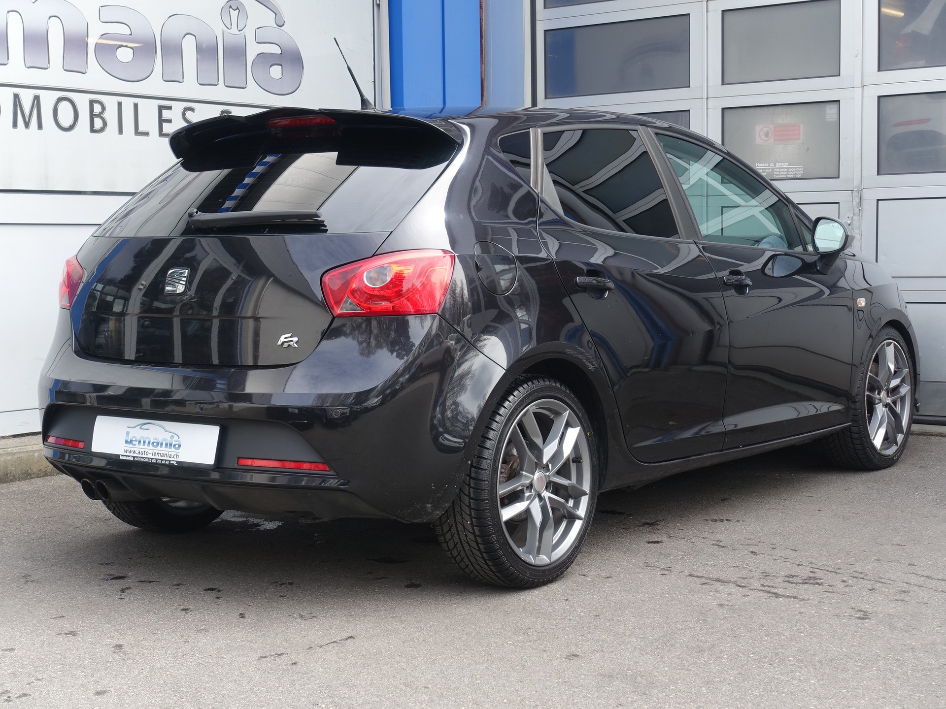 SEAT Ibiza SC 1.4 TSI FR DSG-image-3