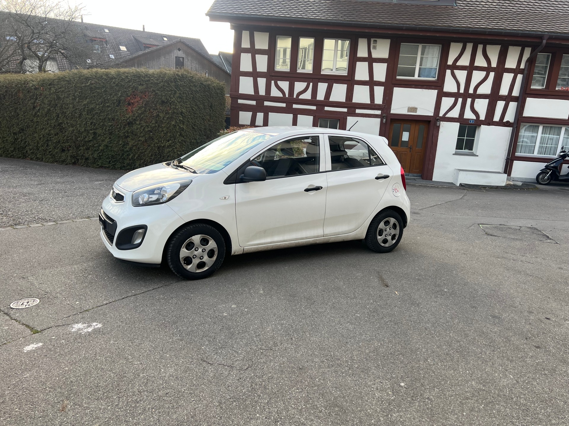 KIA Picanto 1.0 CVVT Basic-image-1