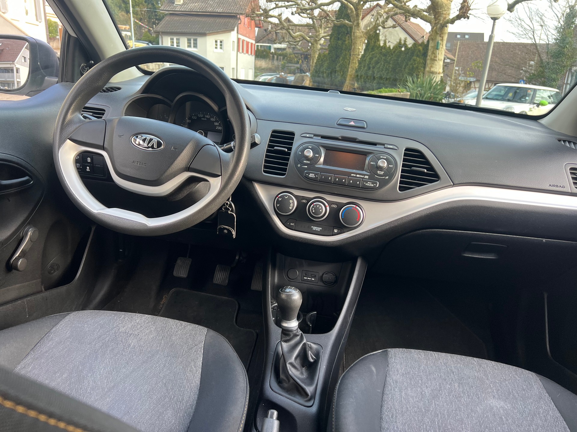 KIA Picanto 1.0 CVVT Basic-image-4