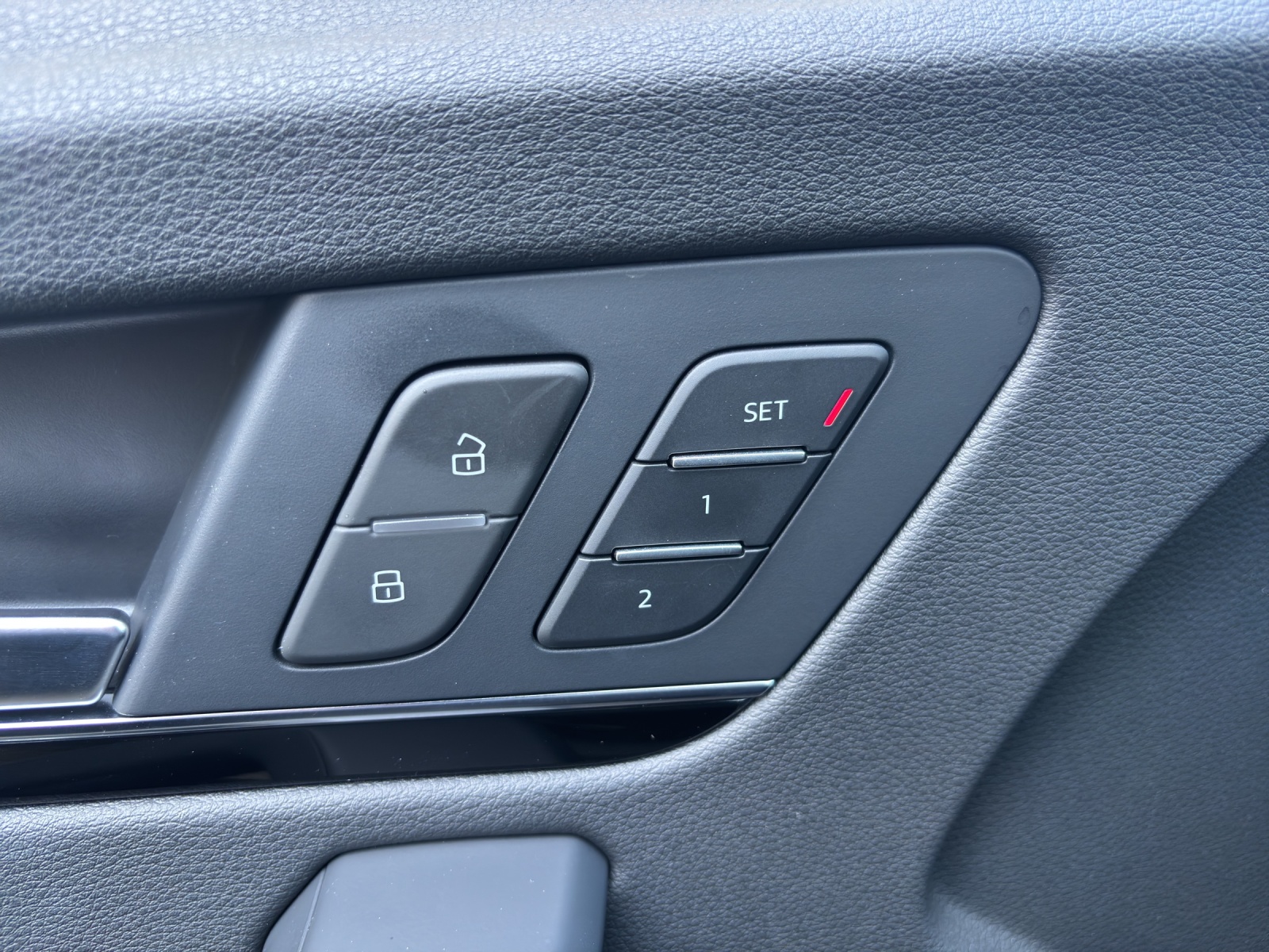 AUDI Q5 45 TFSI S-line quattro S-tronic Vollausstattung mit AHK, Winterrad & fortl. Werksgarantie-image-29