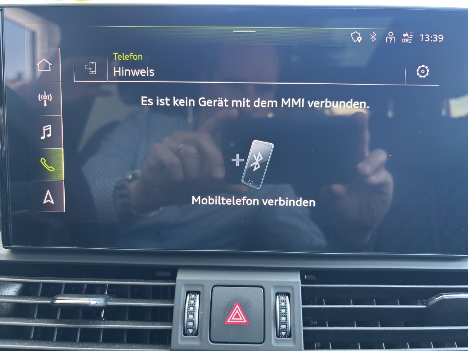 AUDI Q5 45 TFSI S-line quattro S-tronic Vollausstattung mit AHK, Winterrad & fortl. Werksgarantie-image-26