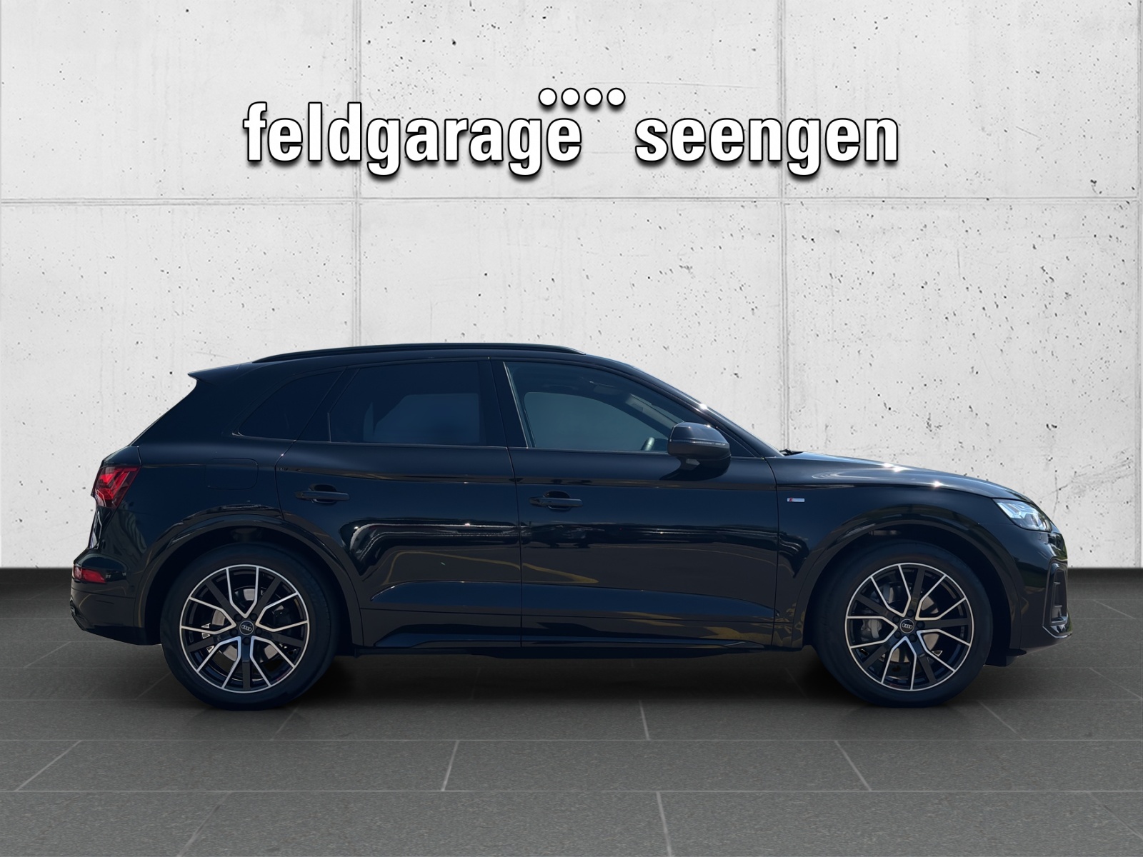 AUDI Q5 45 TFSI S-line quattro S-tronic Vollausstattung mit AHK, Winterrad & fortl. Werksgarantie-image-3