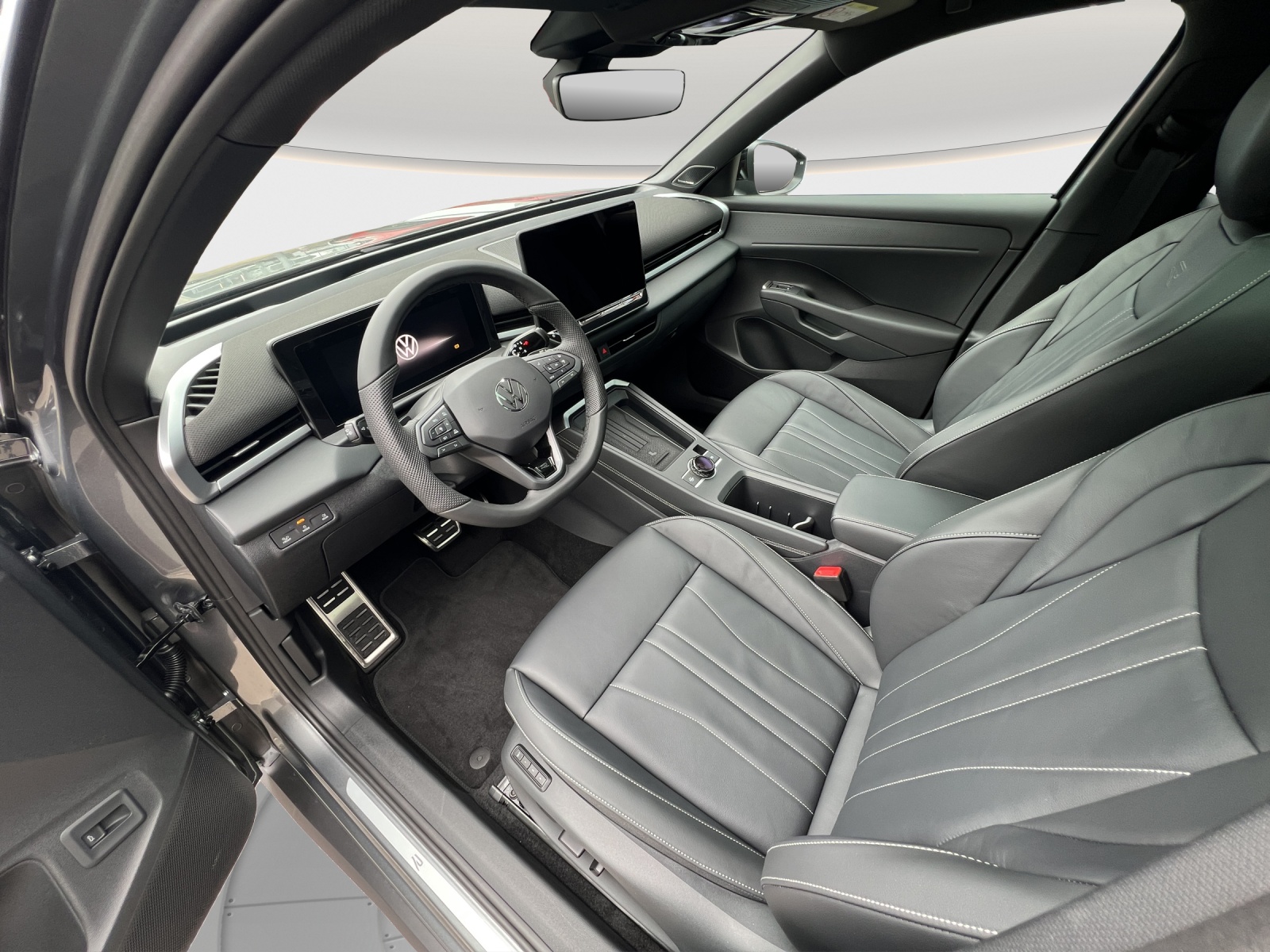 VW T-Roc 1.5 eTSI mHEV R-Line DSG-image-8