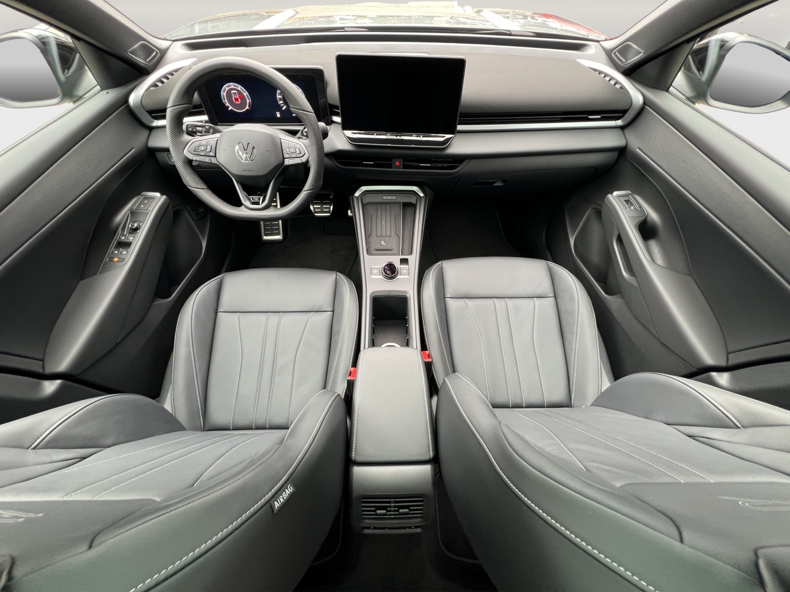 VW T-Roc 1.5 eTSI mHEV R-Line DSG-image-10