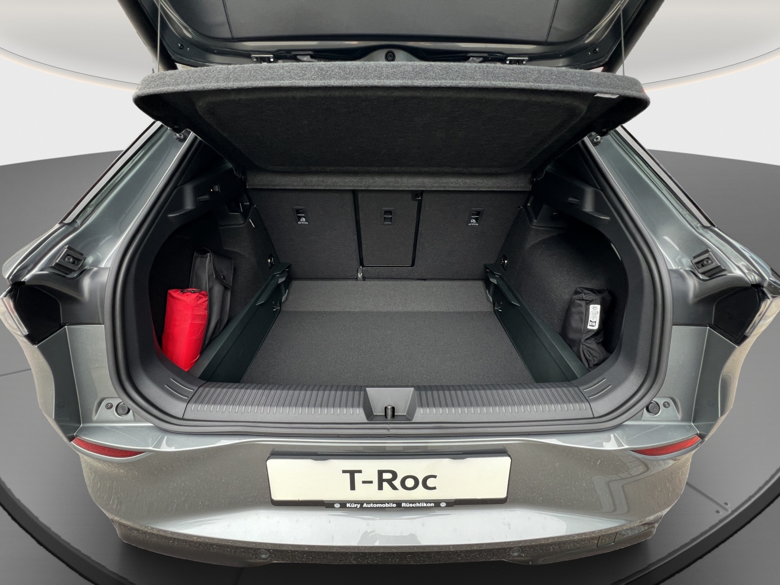 VW T-Roc 1.5 eTSI mHEV R-Line DSG-image-13