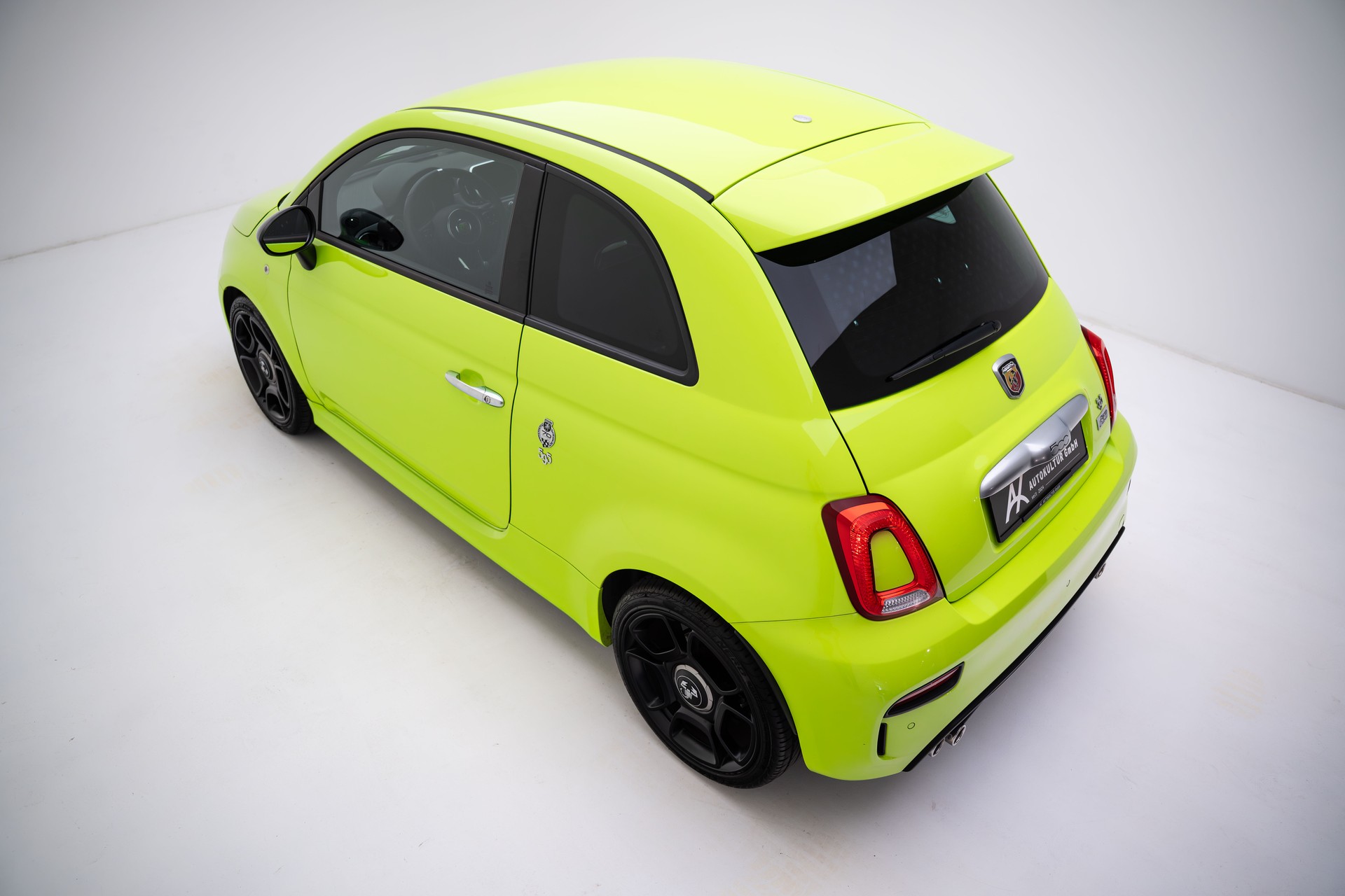 FIAT 595 1.4 16V Turbo Abarth Pista - 70th Anniversary-image-11
