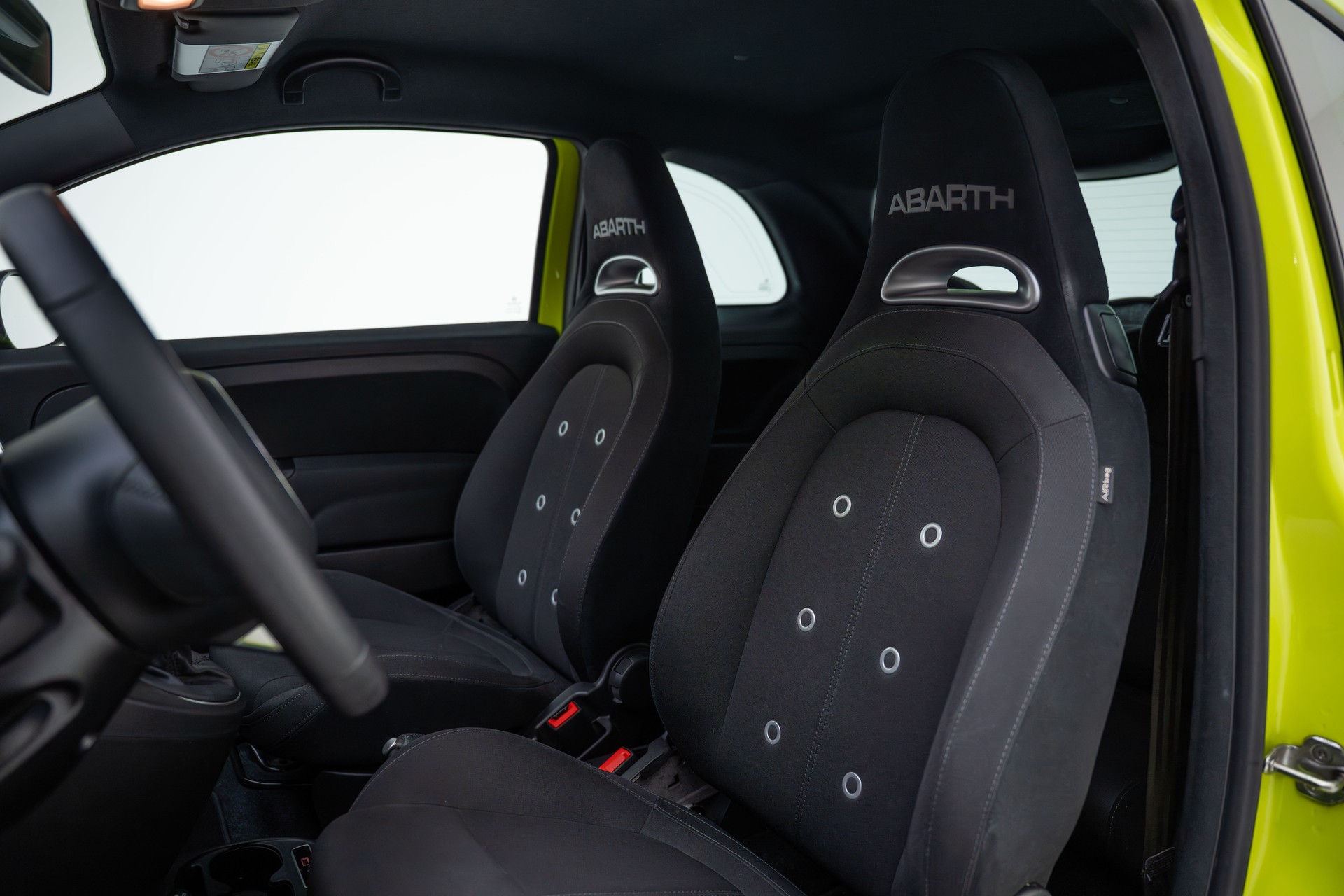 FIAT 595 1.4 16V Turbo Abarth Pista - 70th Anniversary-image-16