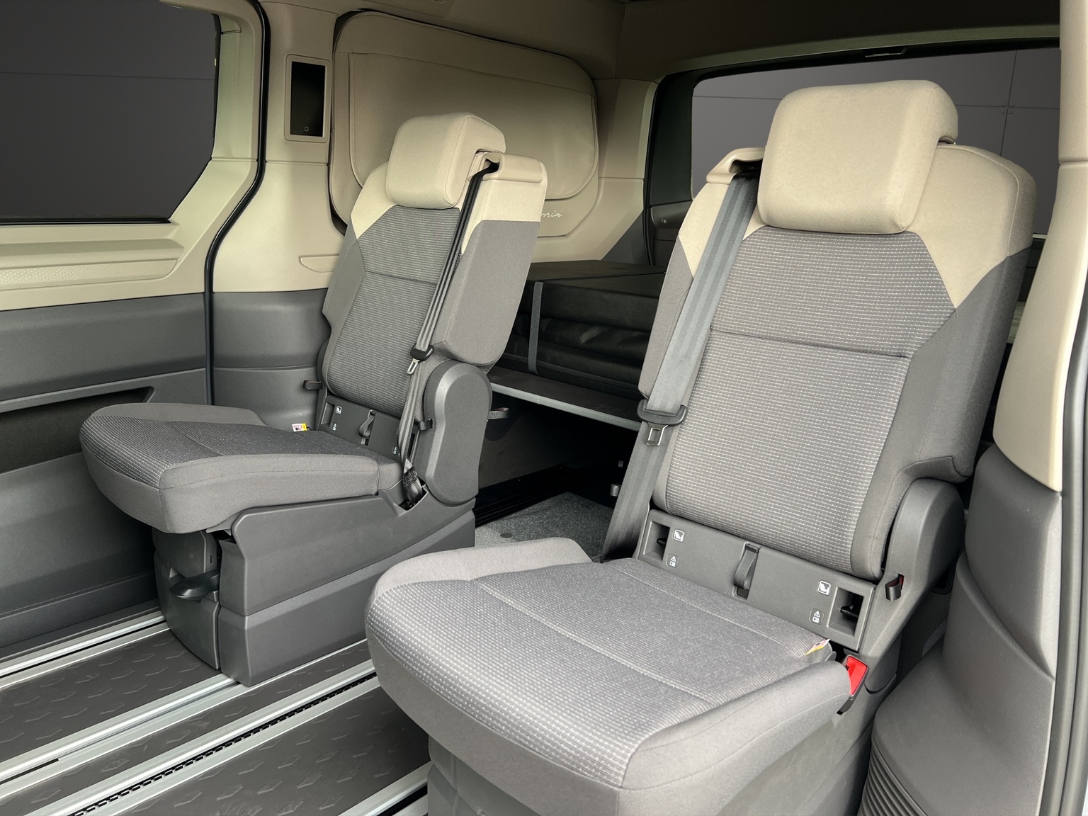 VW California eHybrid Beach Tour Liberty 4Motion-image-8
