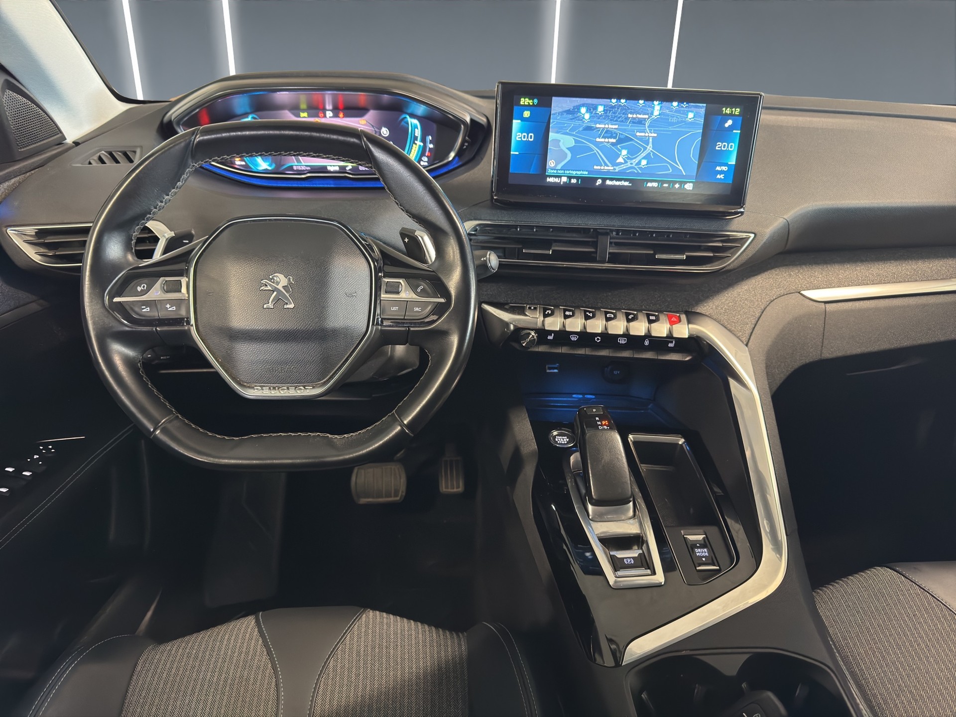 PEUGEOT 3008 225e Hybrid2 Allure Pack EAT8-image-4
