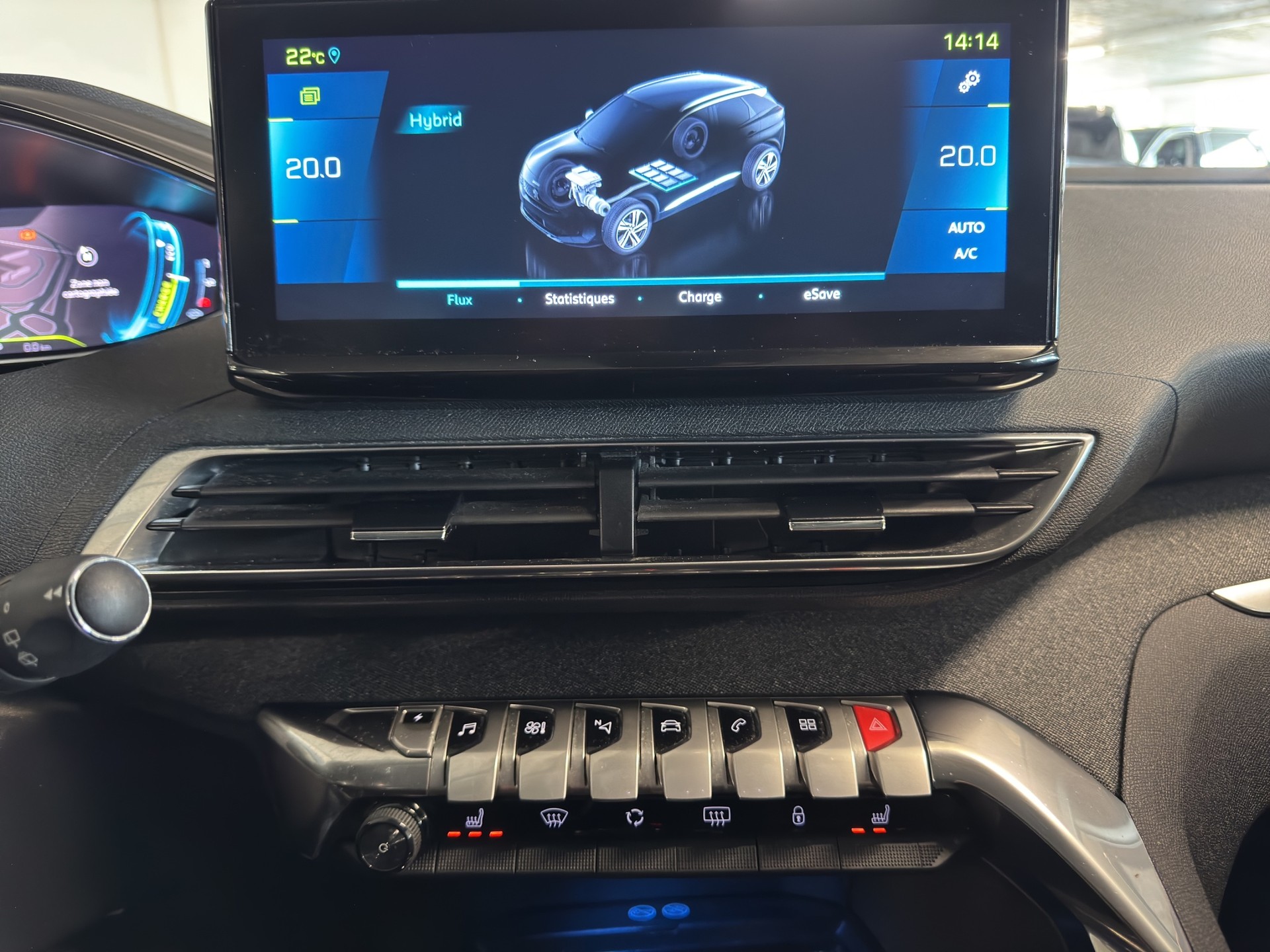 PEUGEOT 3008 225e Hybrid2 Allure Pack EAT8-image-15