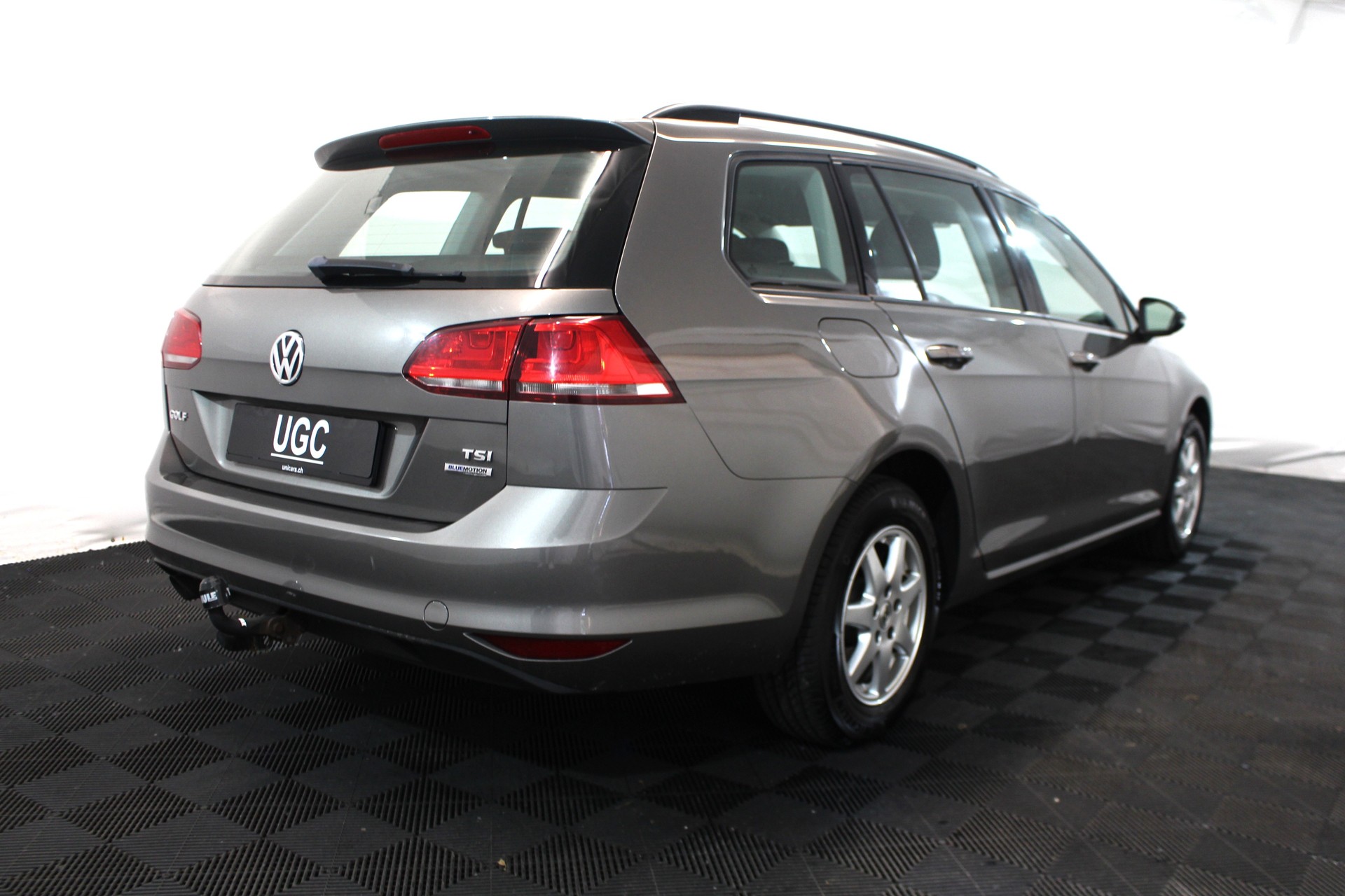 VW Golf VII Variant 1.2 TSI Trendline-image-5