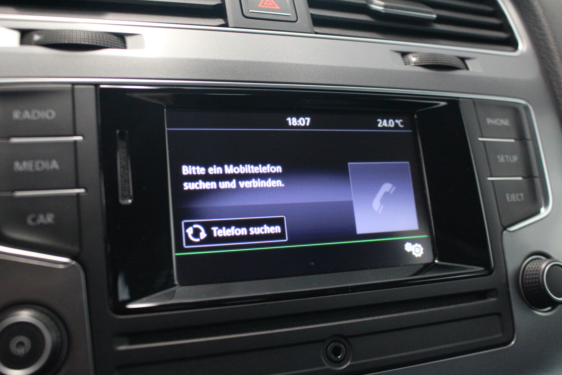 VW Golf VII Variant 1.2 TSI Trendline-image-16