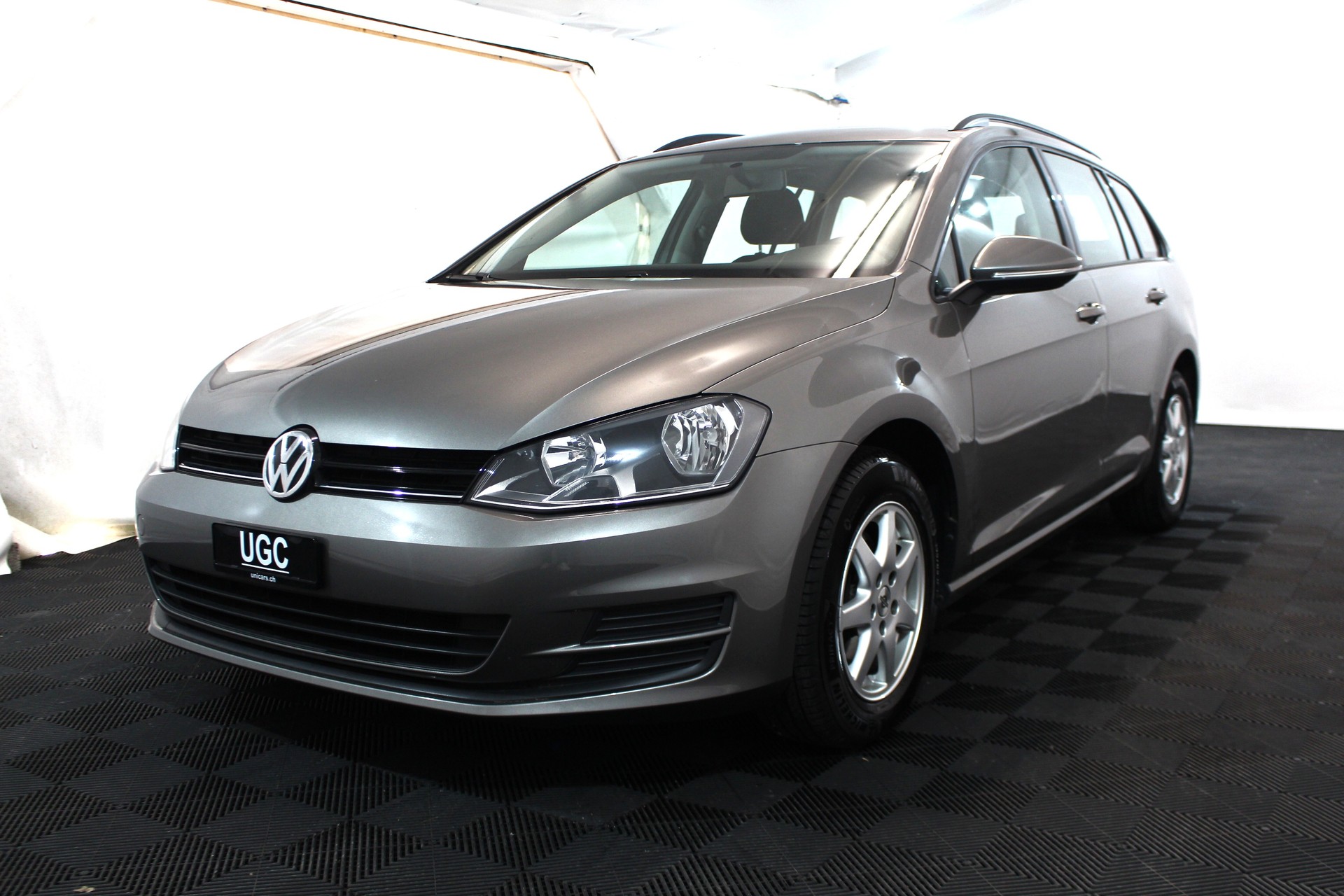 VW Golf VII Variant 1.2 TSI Trendline-showroom-element-2