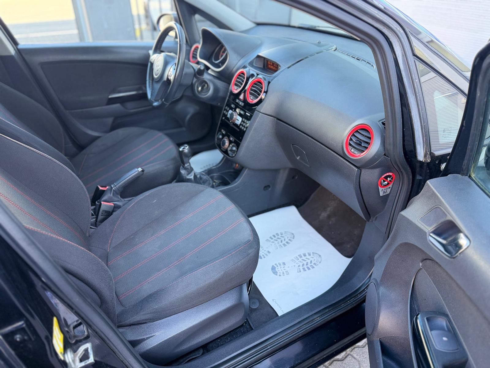 OPEL Corsa 1.4 TP Color Edition-image-10