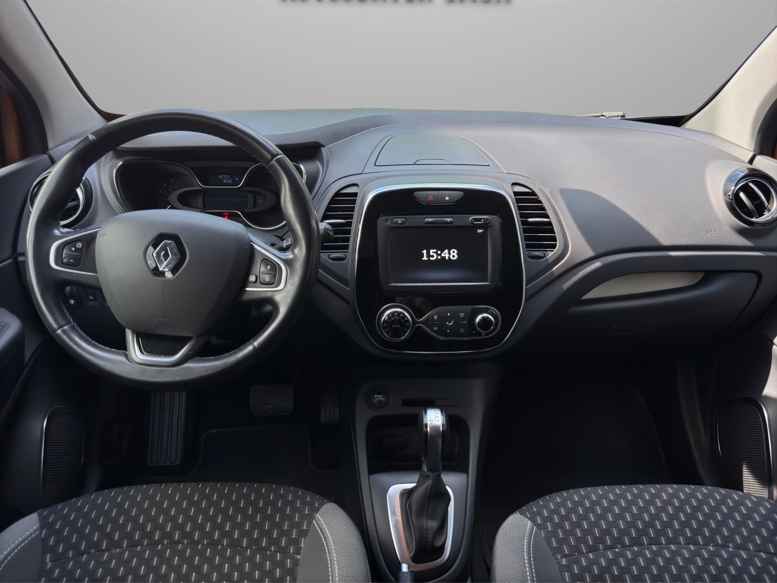 RENAULT Captur 1.3 T 16V Intens EDC-image-8