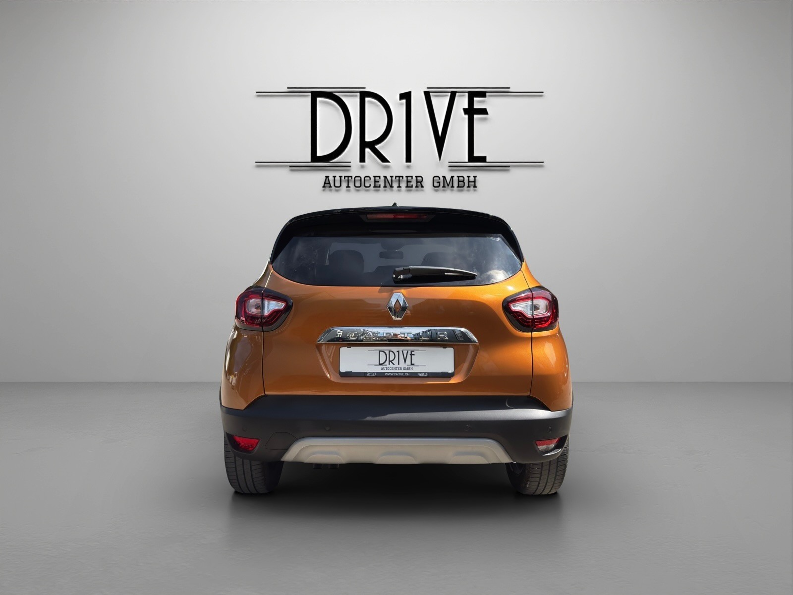 RENAULT Captur 1.3 T 16V Intens EDC-image-5