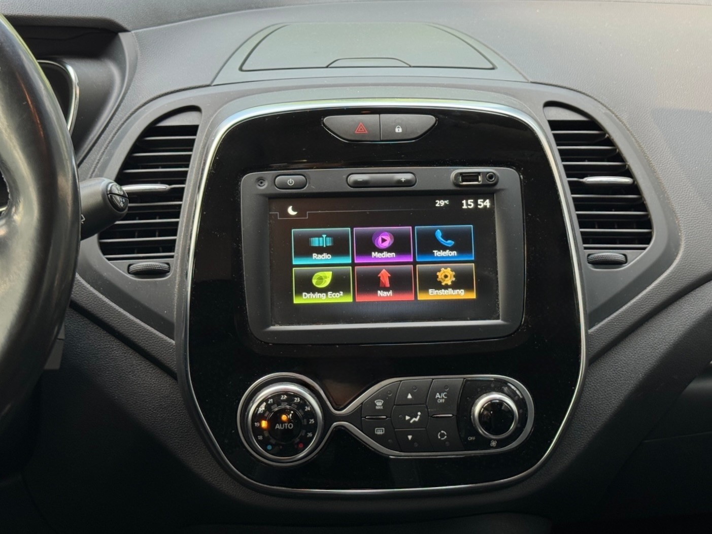 RENAULT Captur 1.3 T 16V Intens EDC-image-12