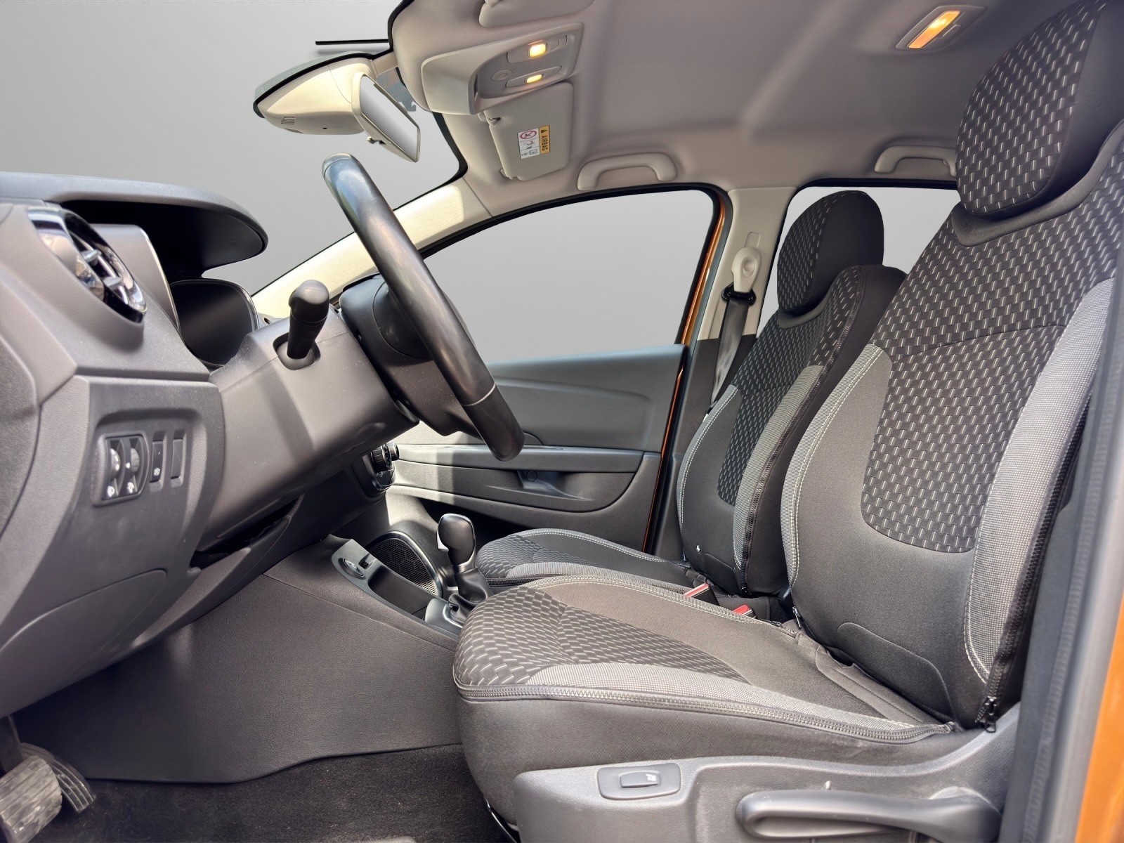 RENAULT Captur 1.3 T 16V Intens EDC-image-7