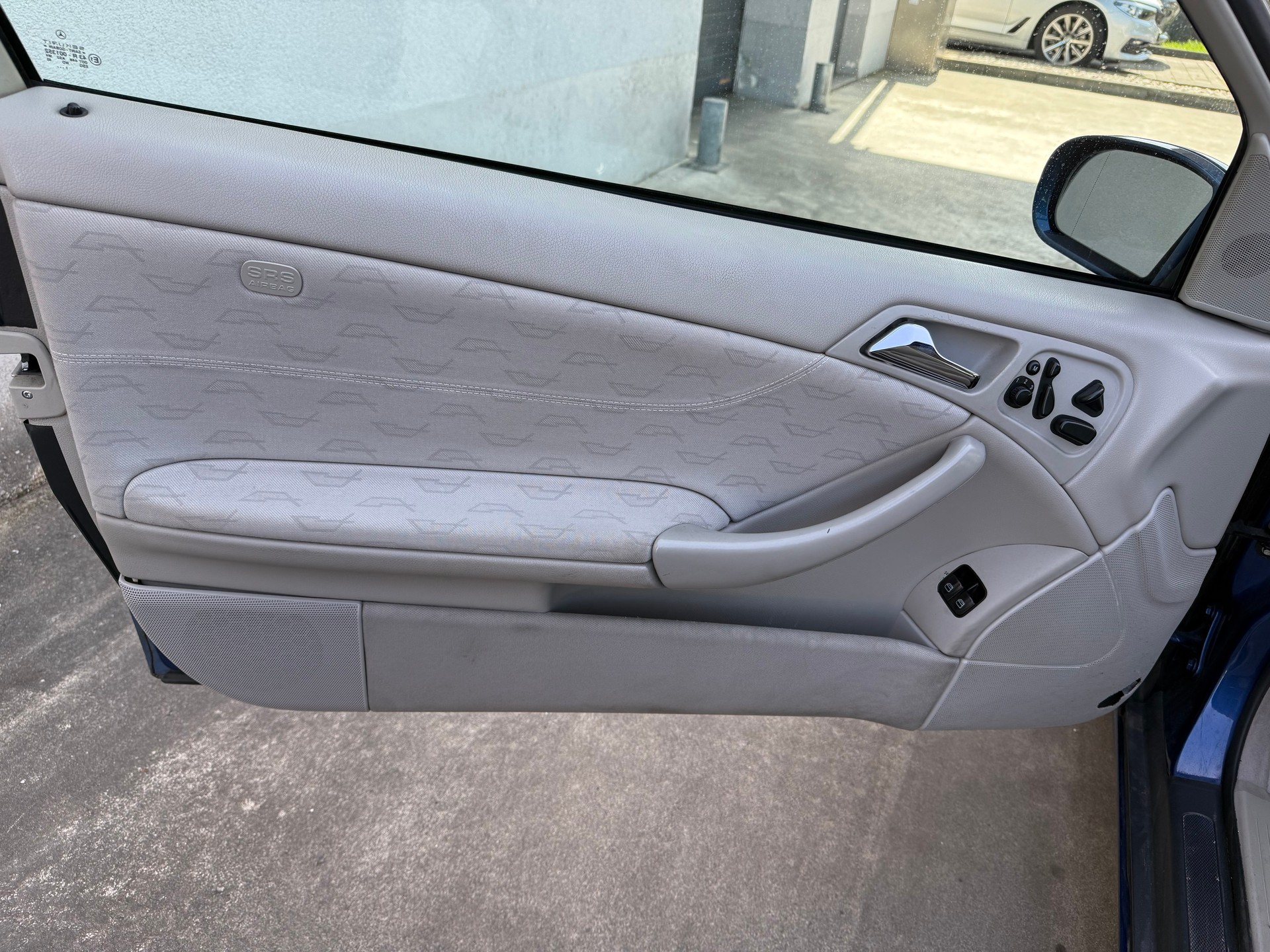 MERCEDES-BENZ C 230 Kompressor-image-11
