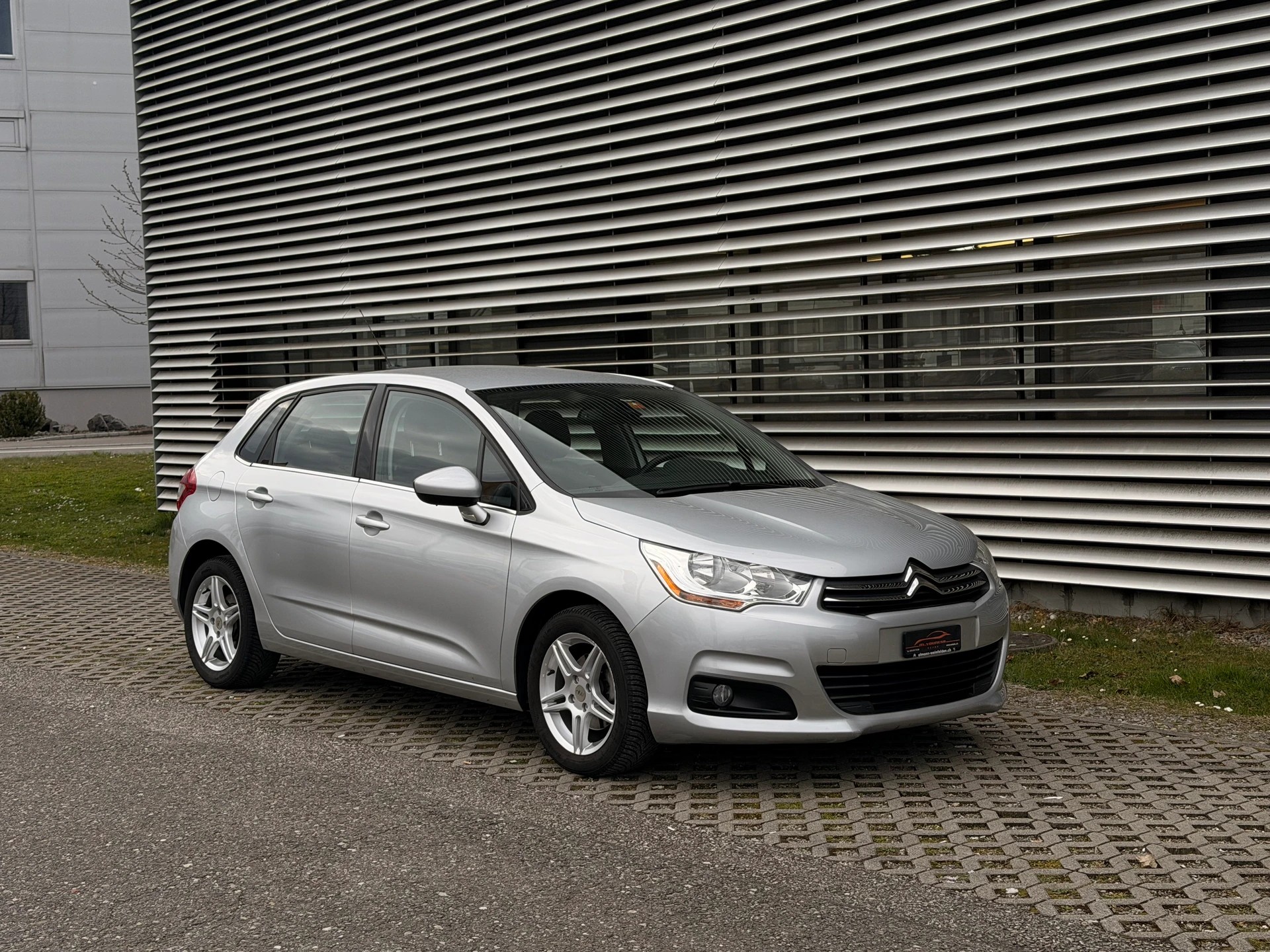 CITROEN C4 Berline 1.6 e-HDi Exclusive EGS6-image-0