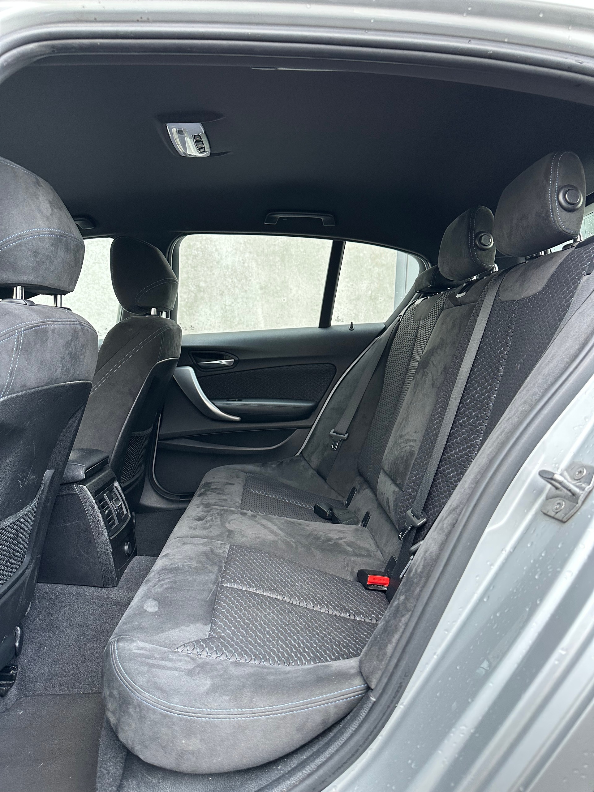 BMW 116i Sport Line Steptronic-image-8