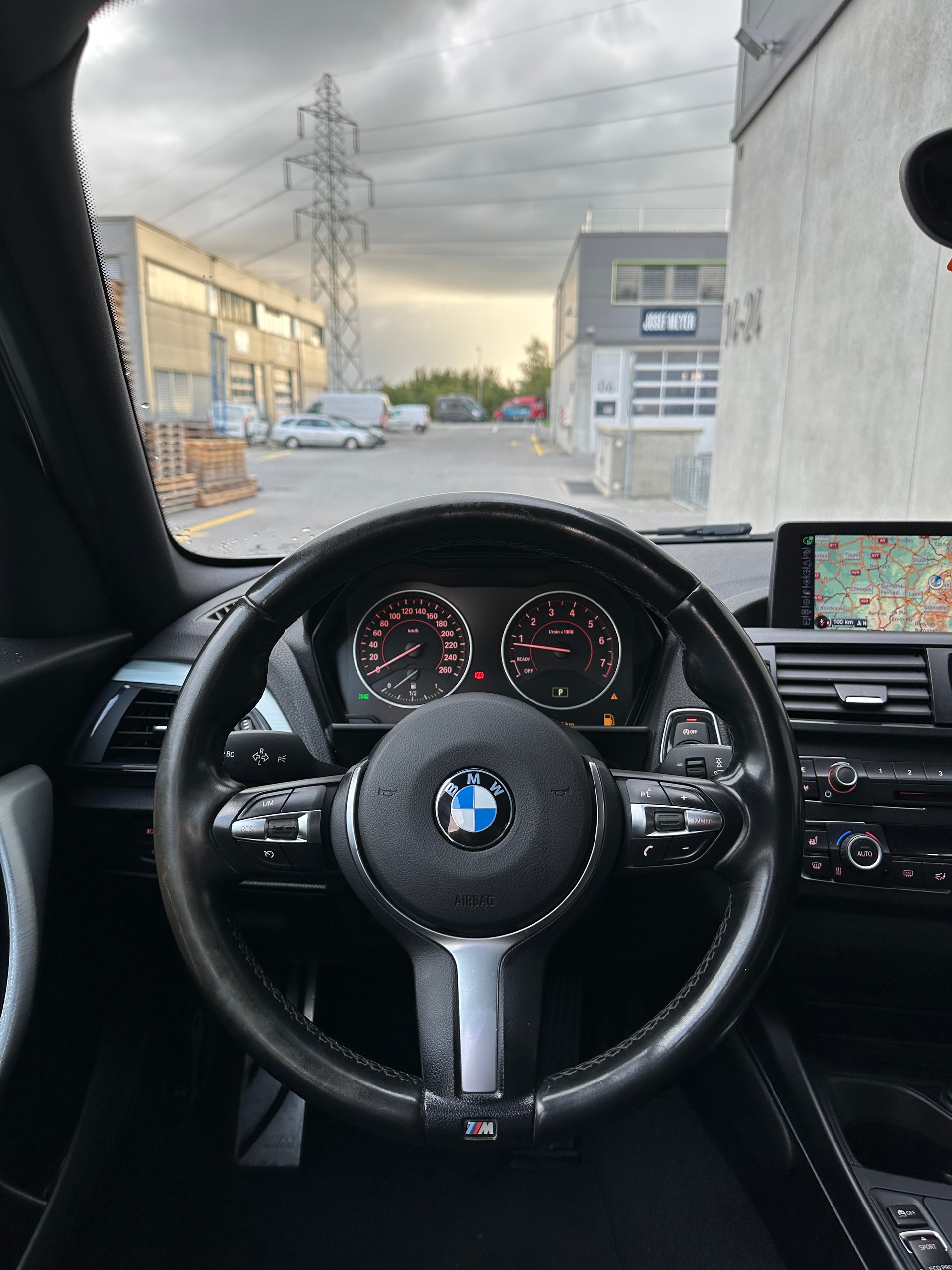 BMW 116i Sport Line Steptronic-image-10