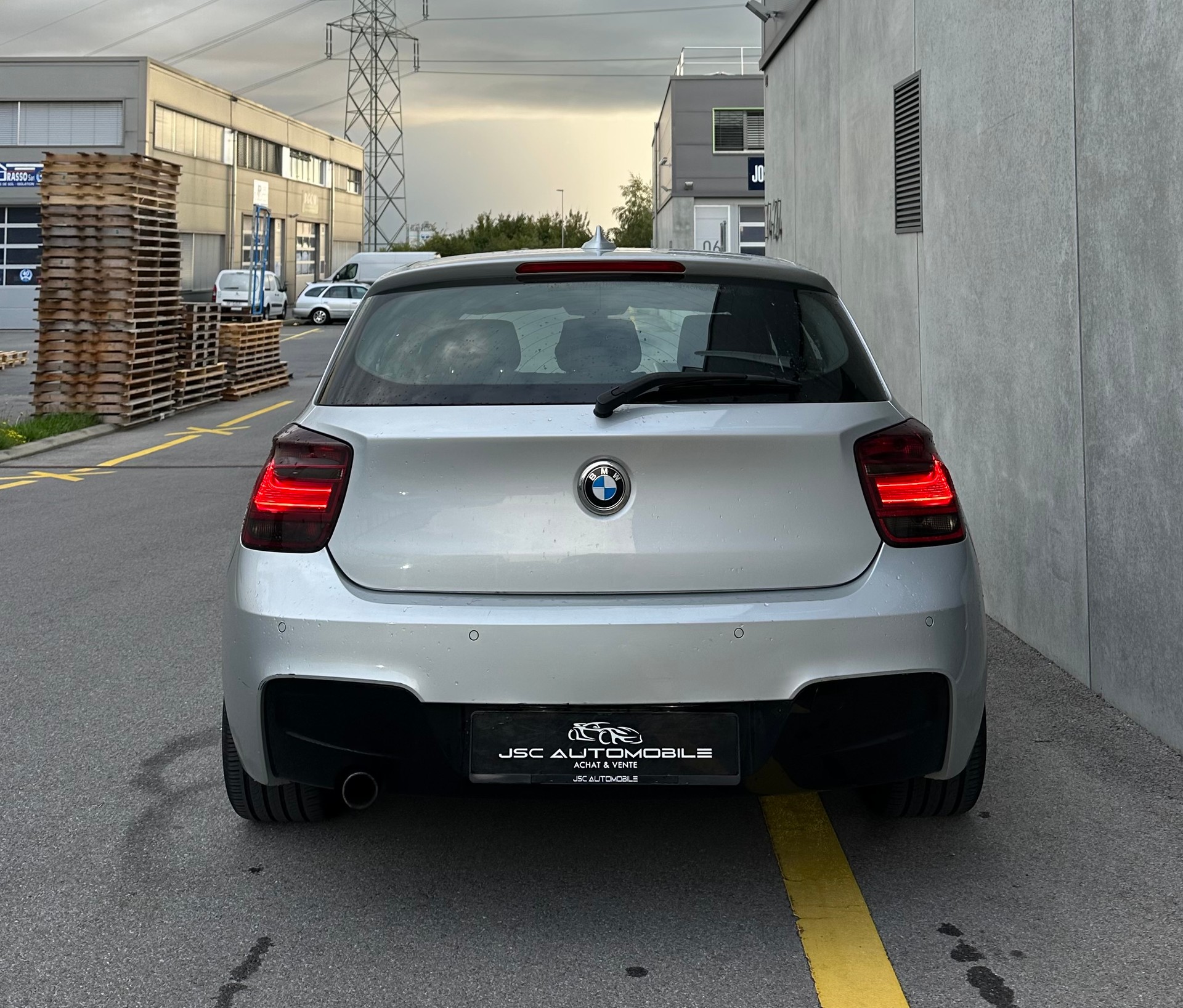 BMW 116i Sport Line Steptronic-image-6