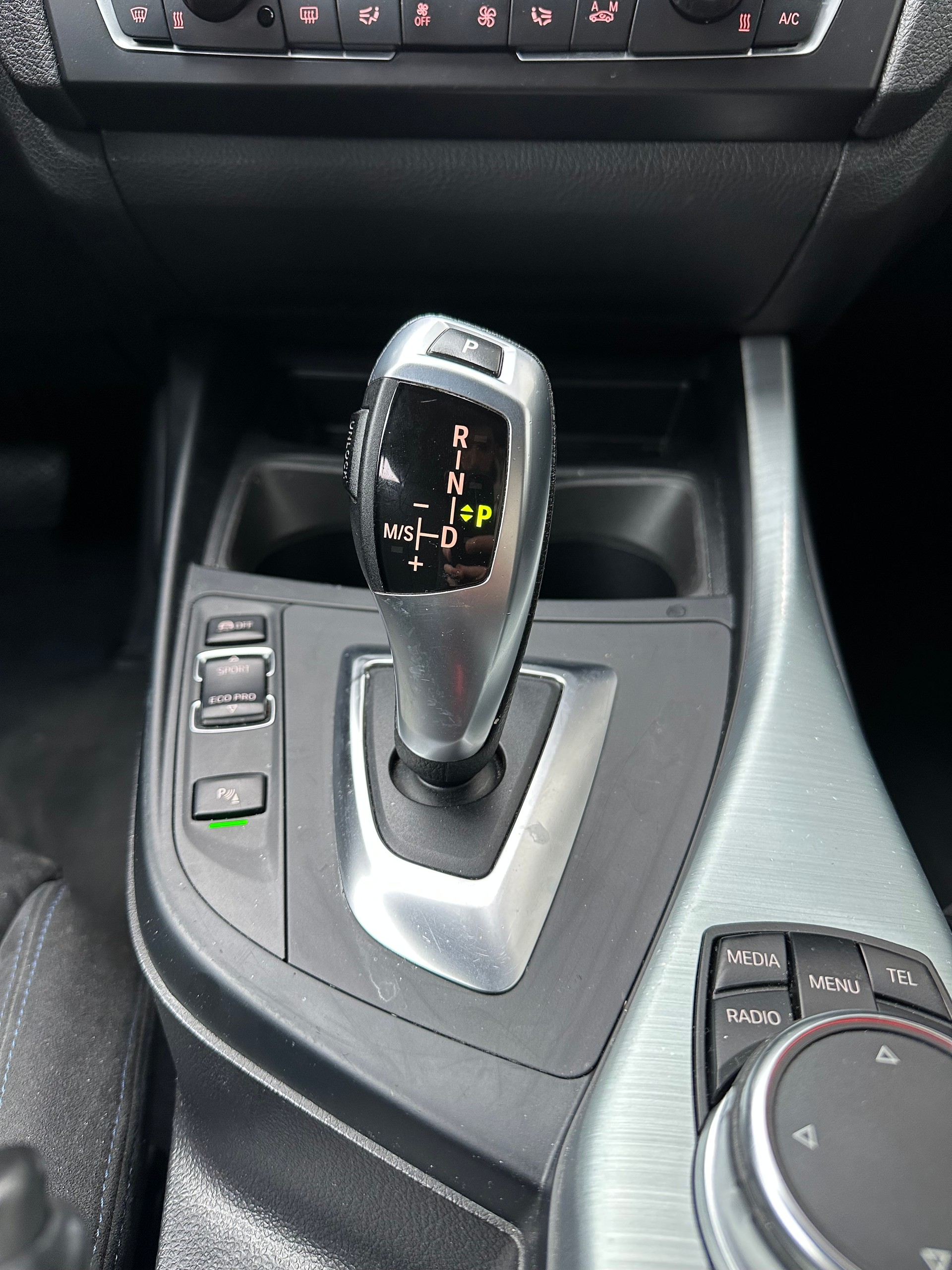 BMW 116i Sport Line Steptronic-image-13