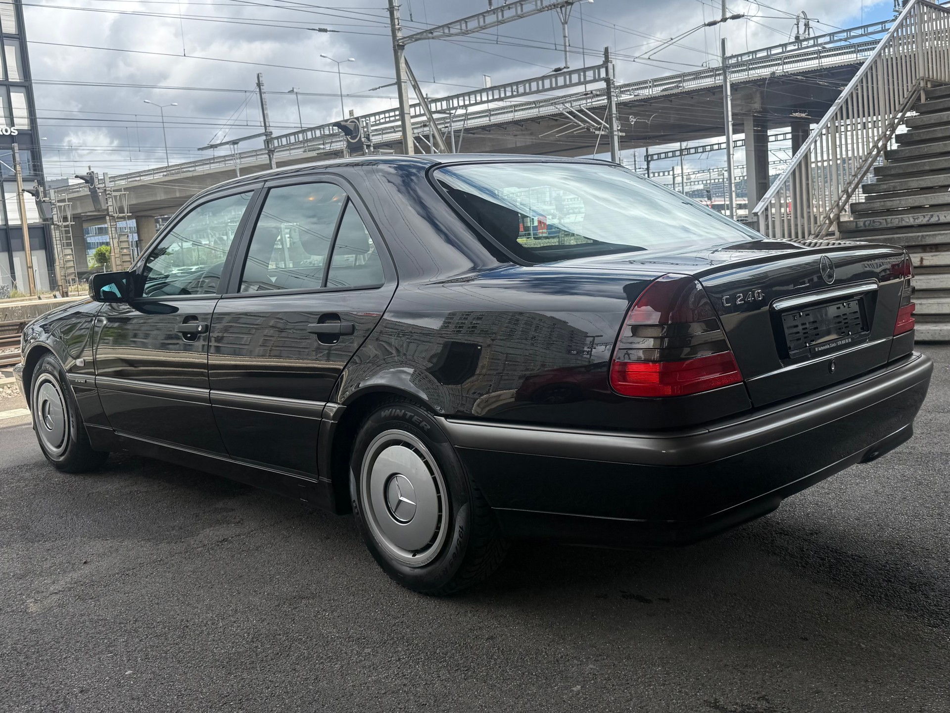 MERCEDES-BENZ C 240 Esprit-image-5