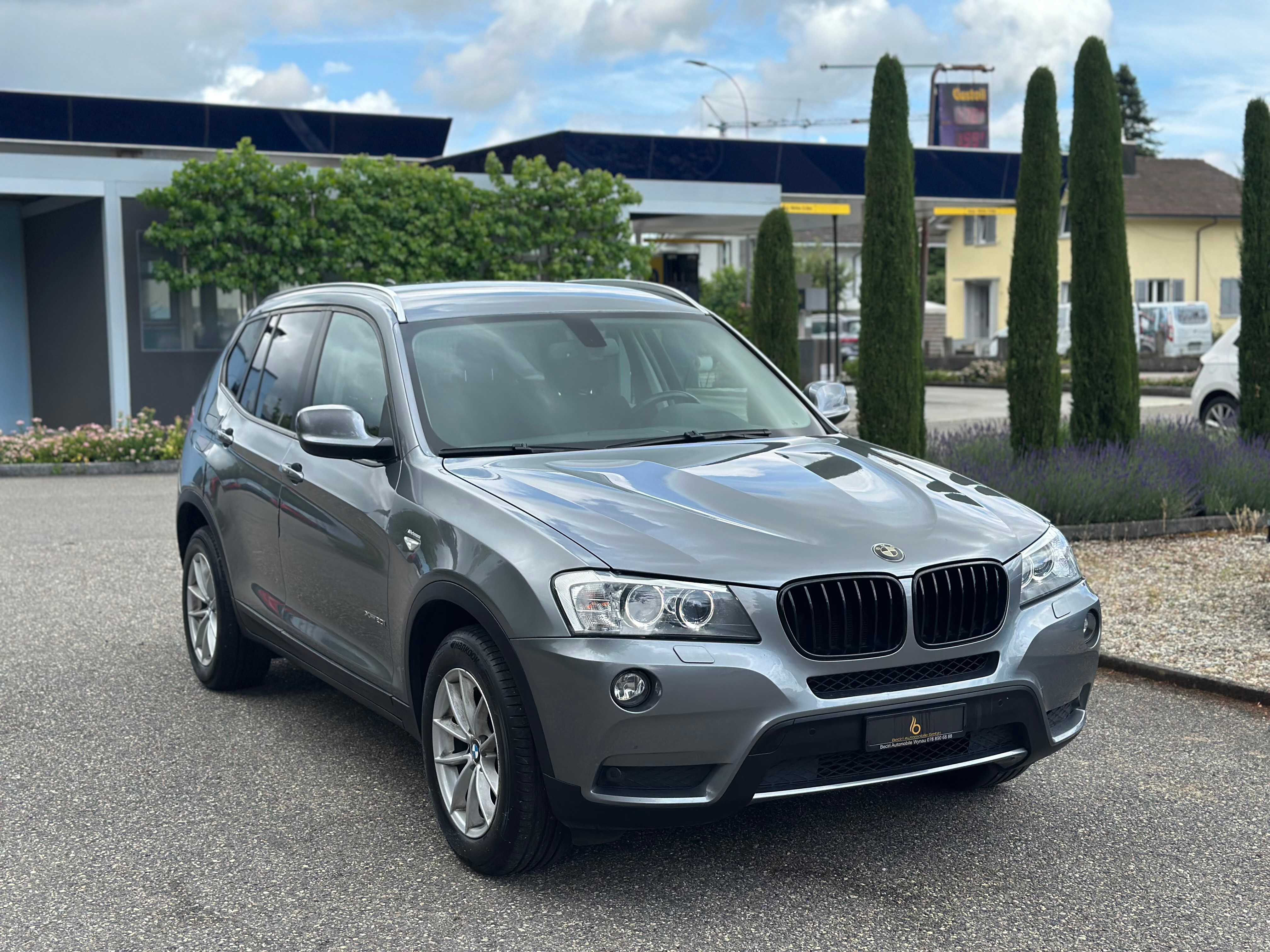 Car photo