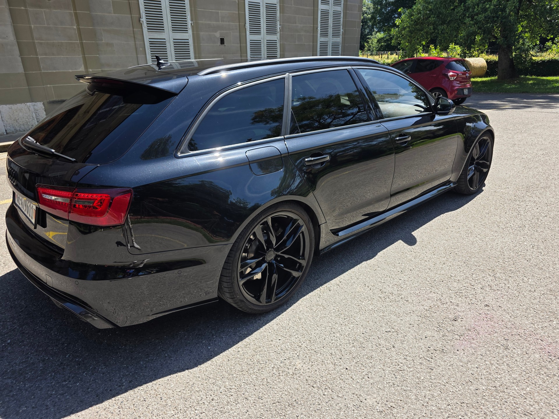 AUDI 4.0 V8 TFSI quattro T-Tronic-image-1