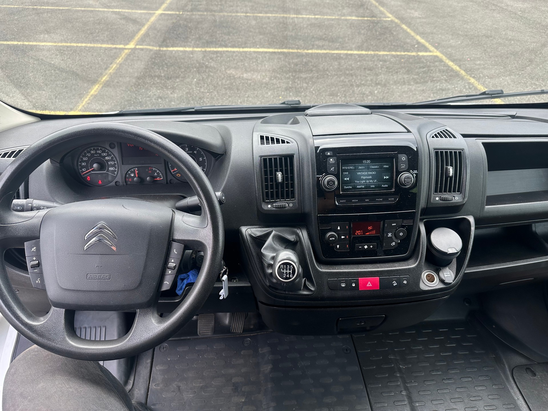 CITROEN 2.2 HDi 150 Attraction-image-2