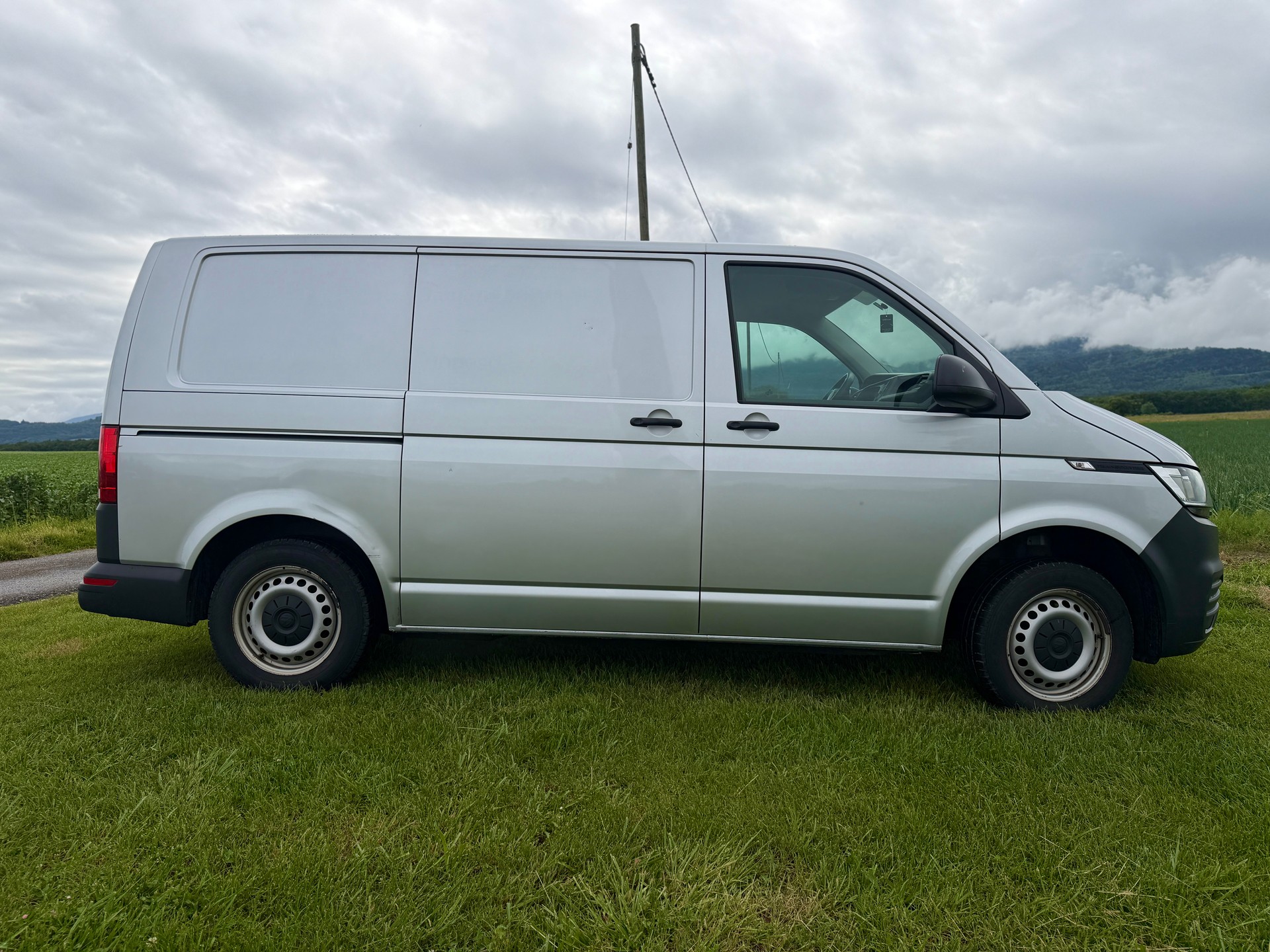 VW T6.1 2.0 TDI 4Motion-image-3