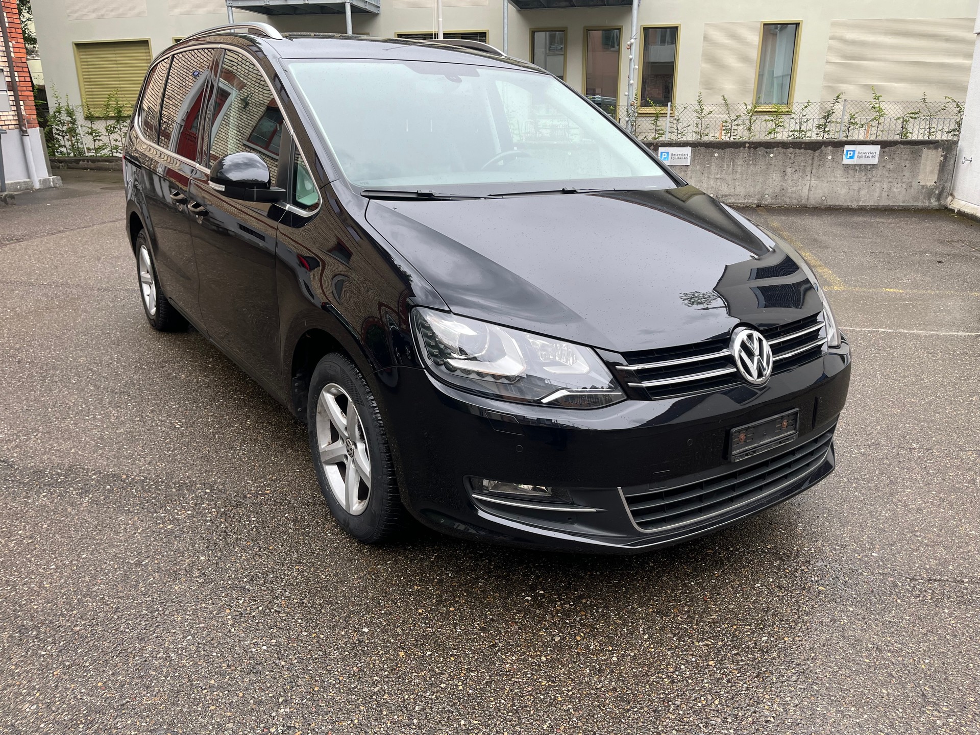 VW Sharan 2.0 TSI Comfortline DSG-image-1