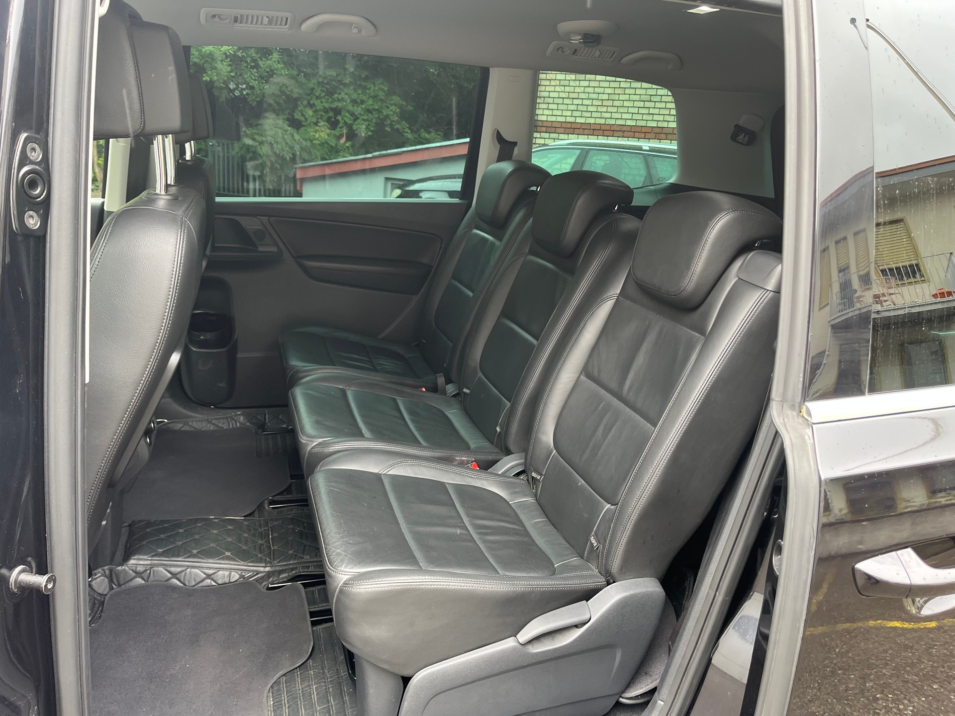 VW Sharan 2.0 TSI Comfortline DSG-image-5