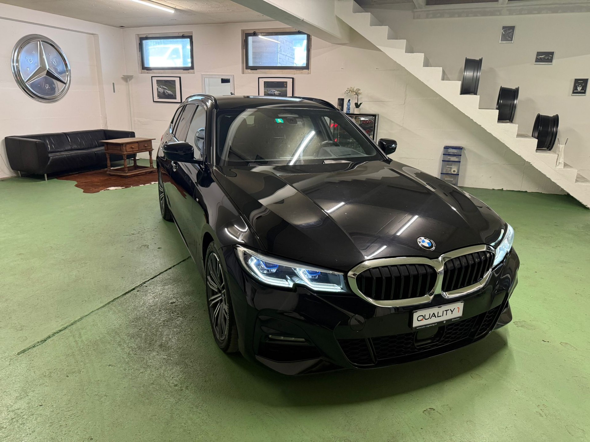BMW 320d xDrive Touring M Sport Steptronic-image-1