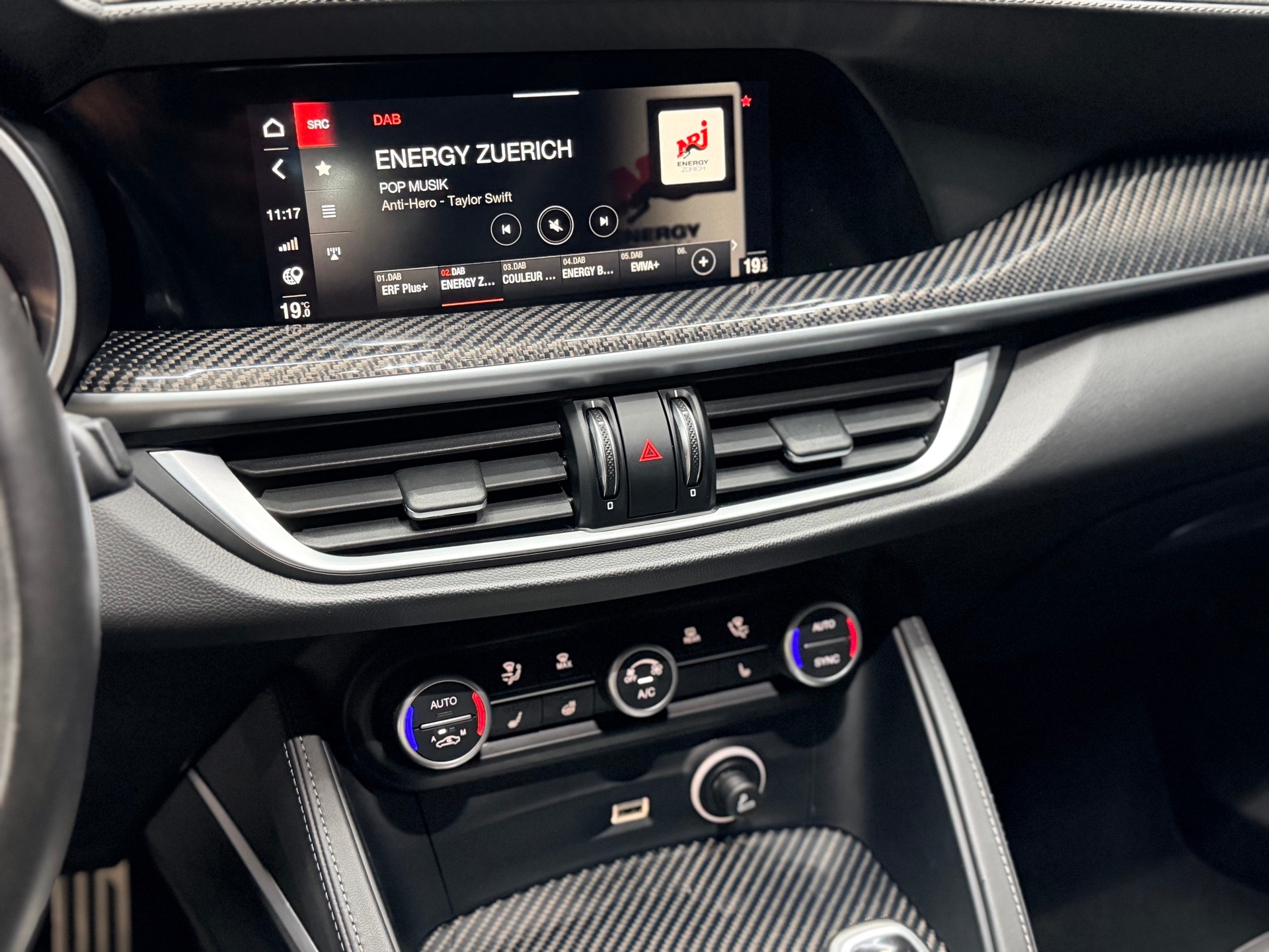 ALFA ROMEO Stelvio 2.9 V6 Quadrifoglio Q4 Automatic-image-9