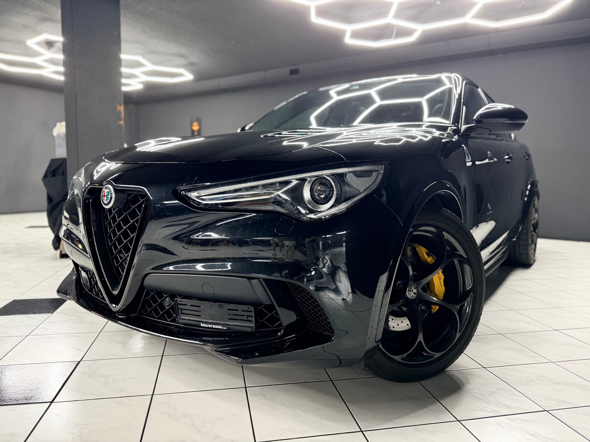 ALFA ROMEO Stelvio 2.9 V6 Quadrifoglio Q4 Automatic-image-1