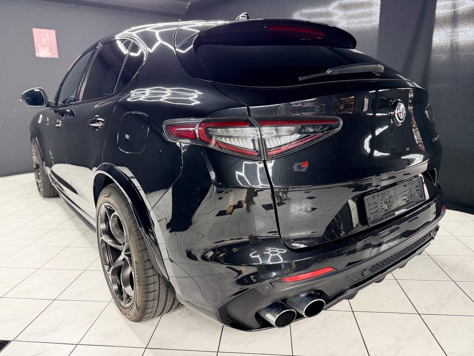 ALFA ROMEO Stelvio 2.9 V6 Quadrifoglio Q4 Automatic-image-5